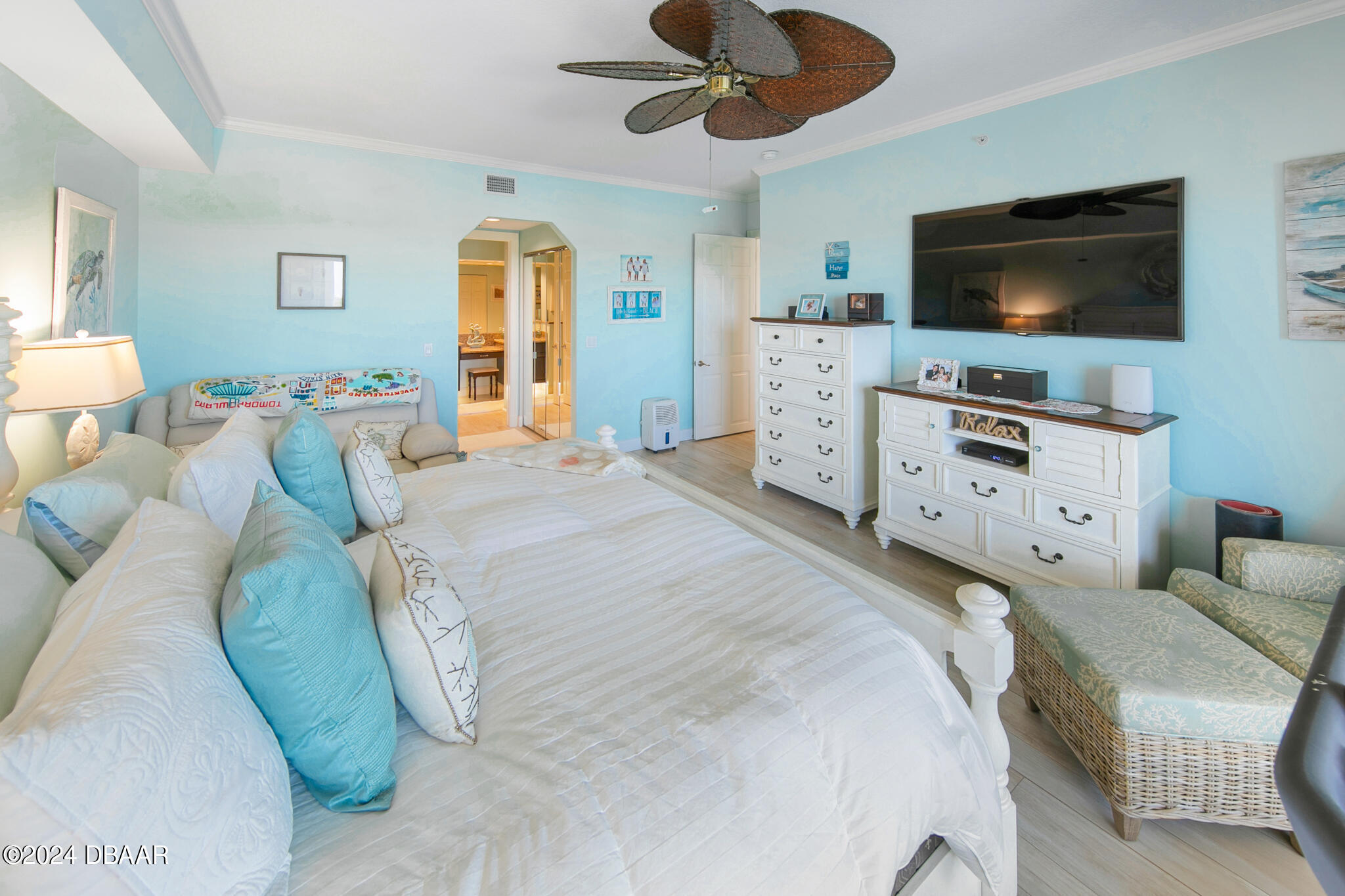 4628 Harbour Village Boulevard, 2401