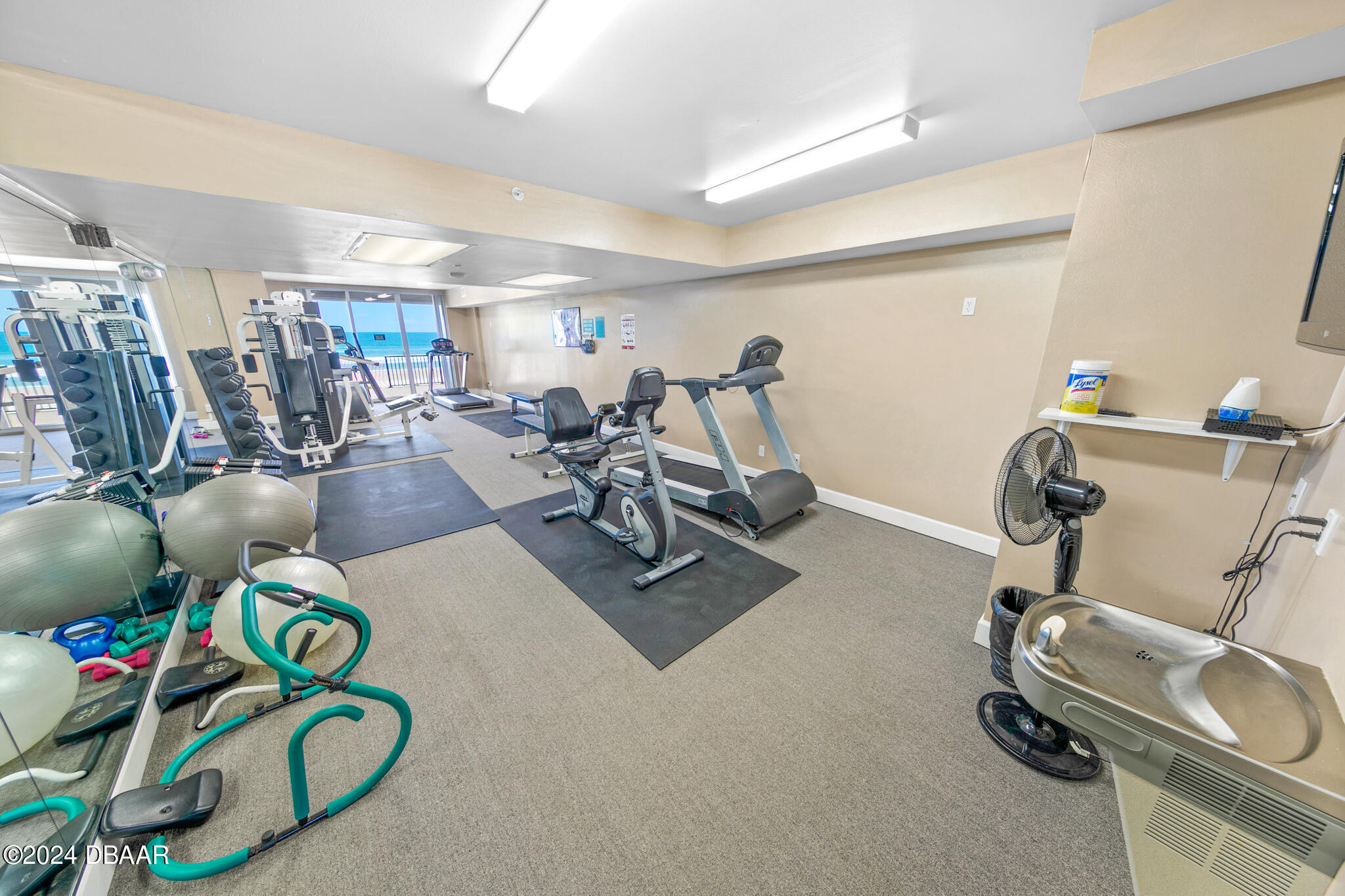 4651 S Atlantic Avenue, 503