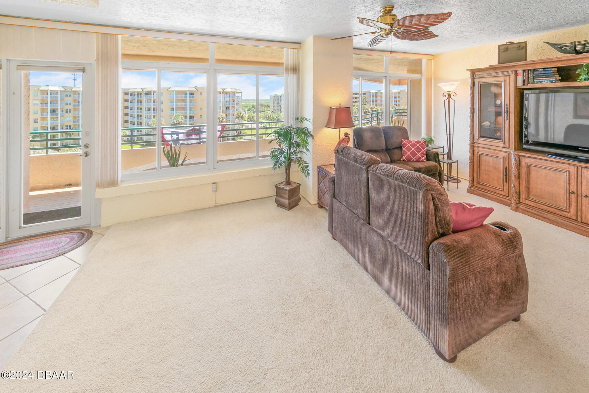 4651 S Atlantic Avenue, 503