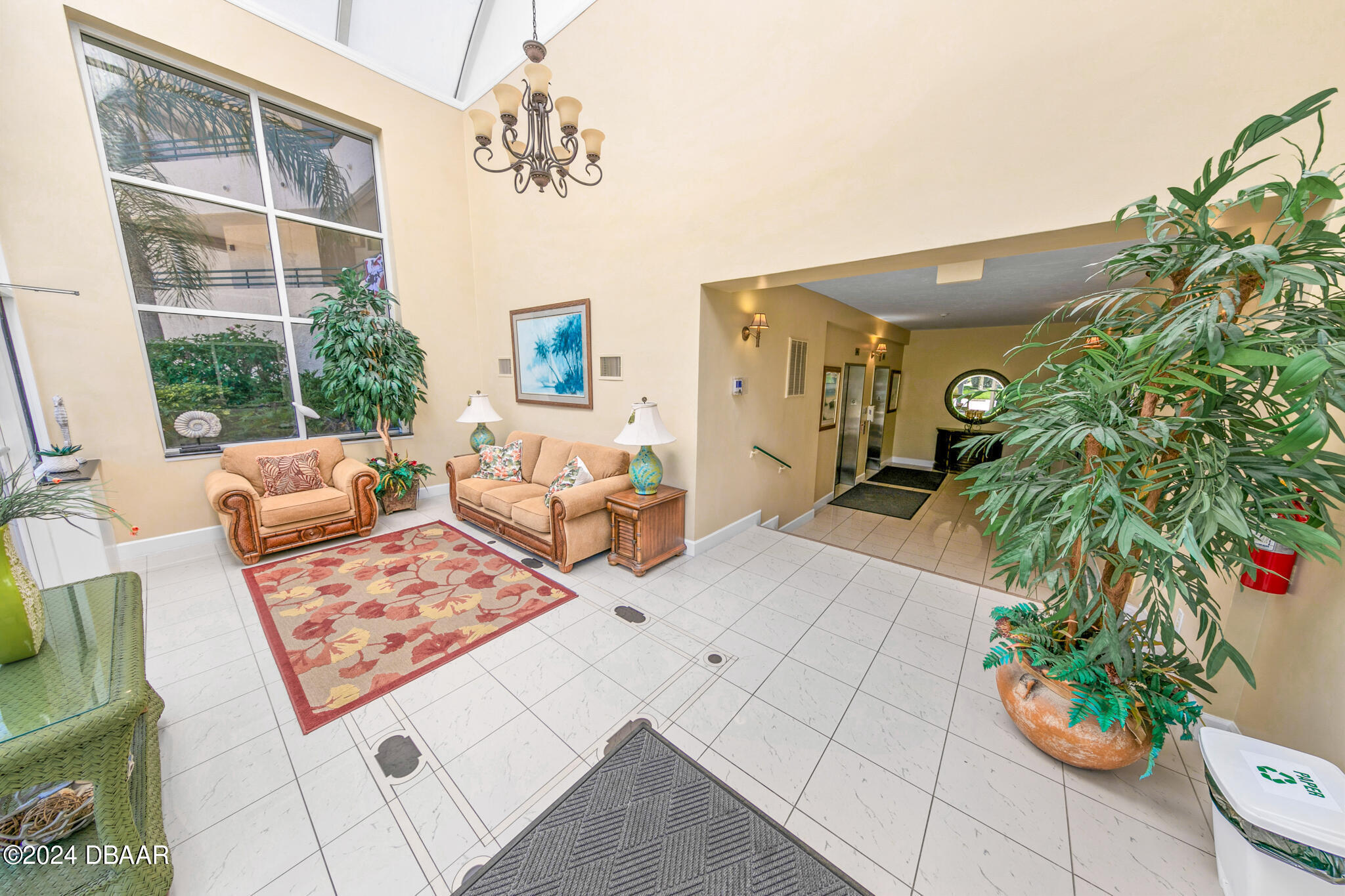 4651 S Atlantic Avenue, 503