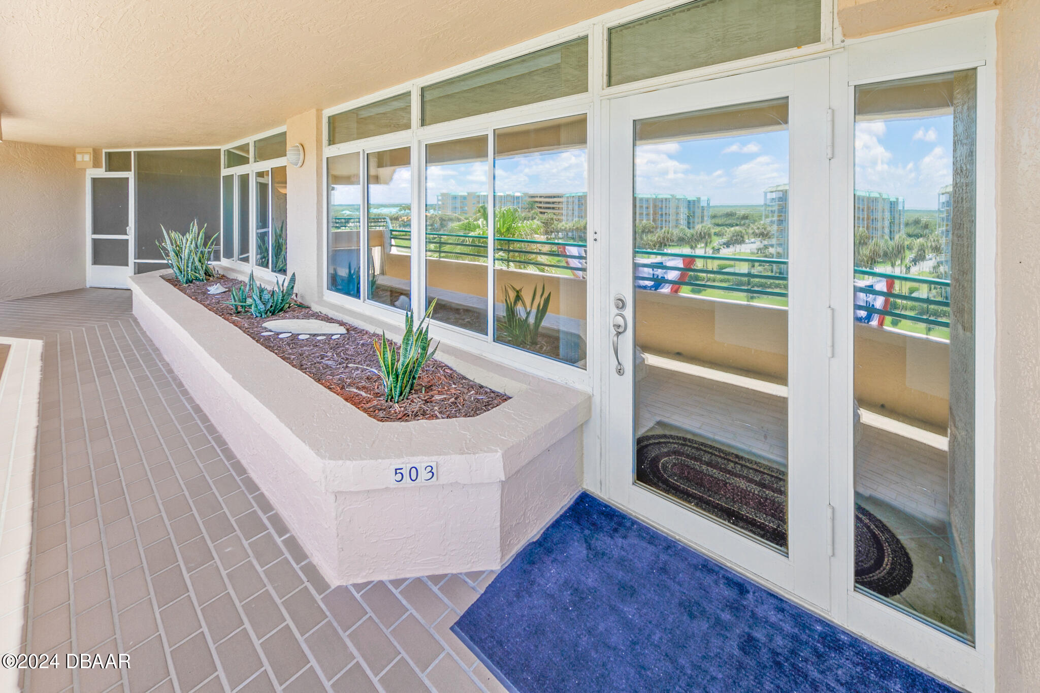 4651 S Atlantic Avenue, 503