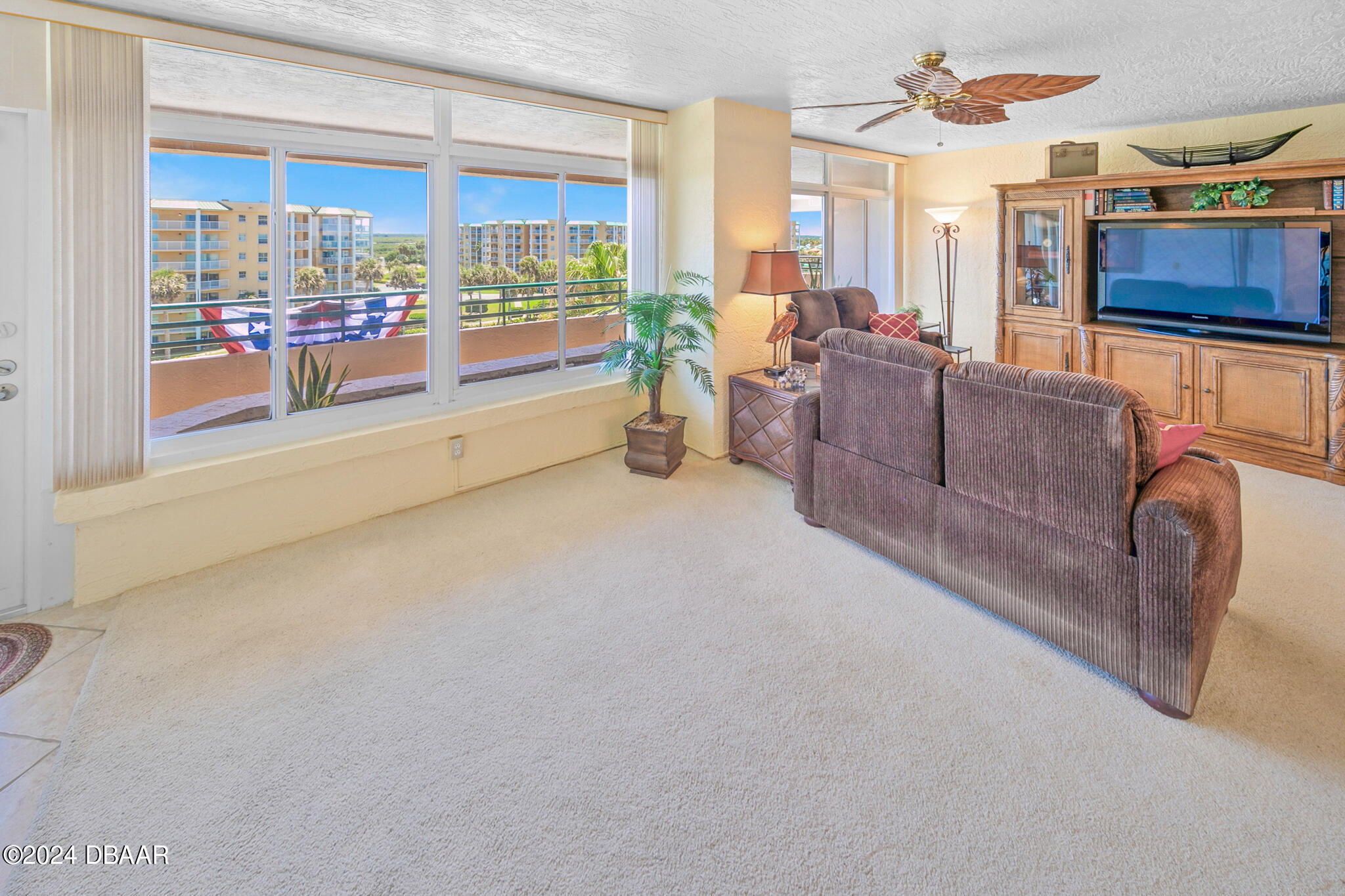 4651 S Atlantic Avenue, 503