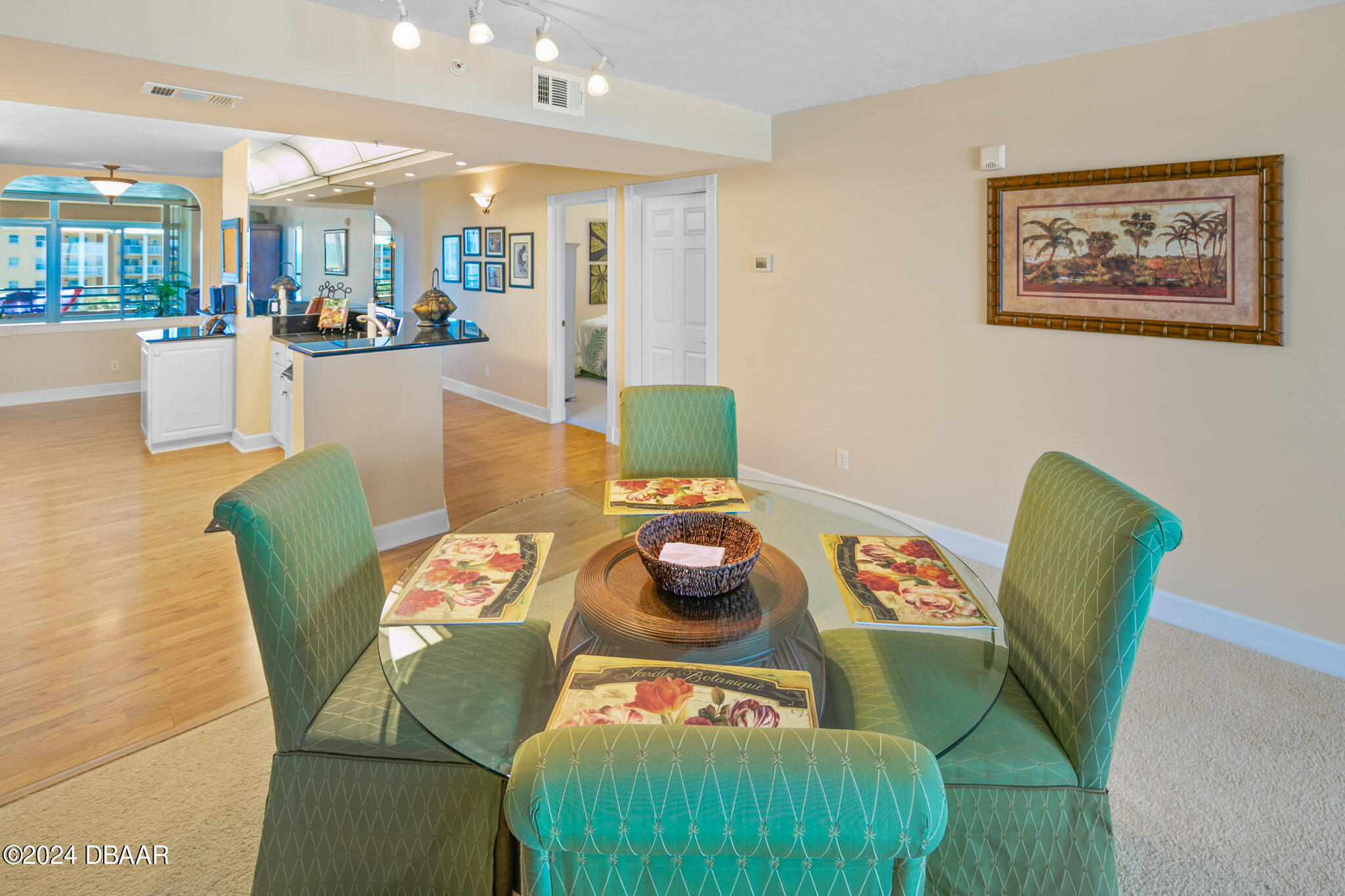 4651 S Atlantic Avenue, 503
