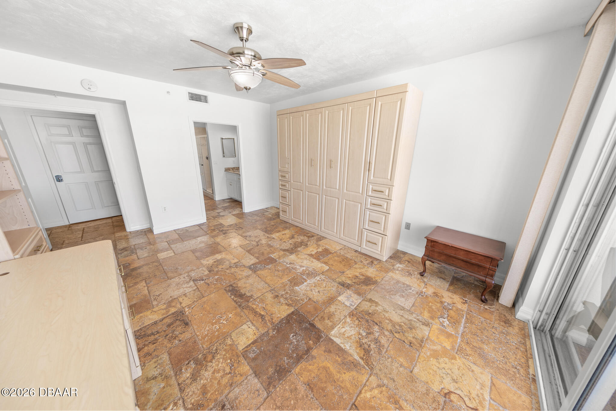 4767 S Atlantic Avenue 402