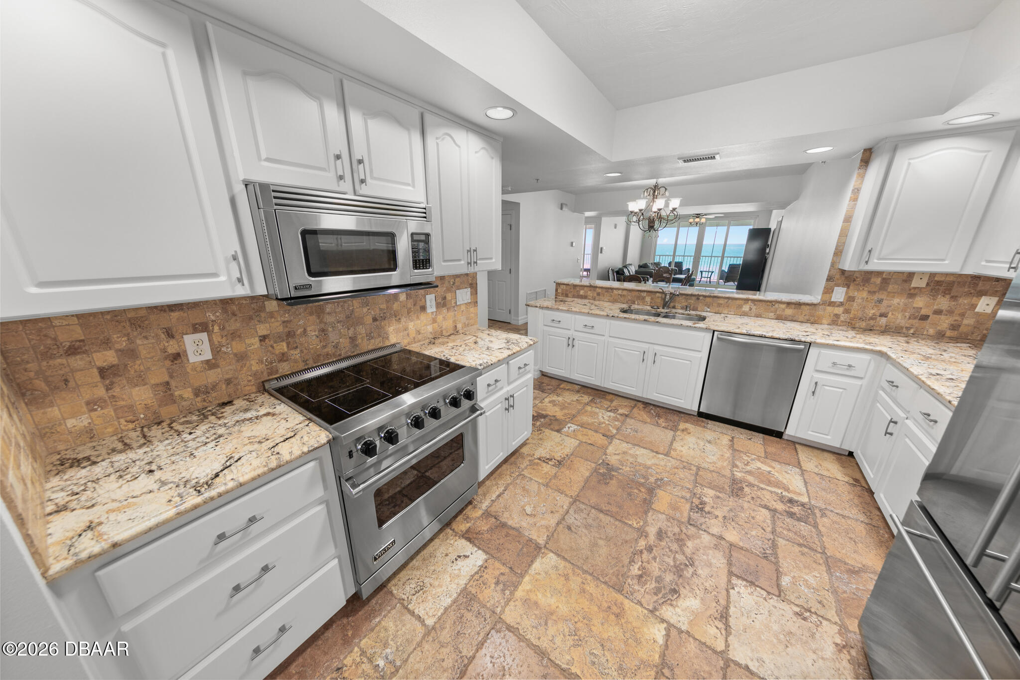 4767 S Atlantic Avenue 402