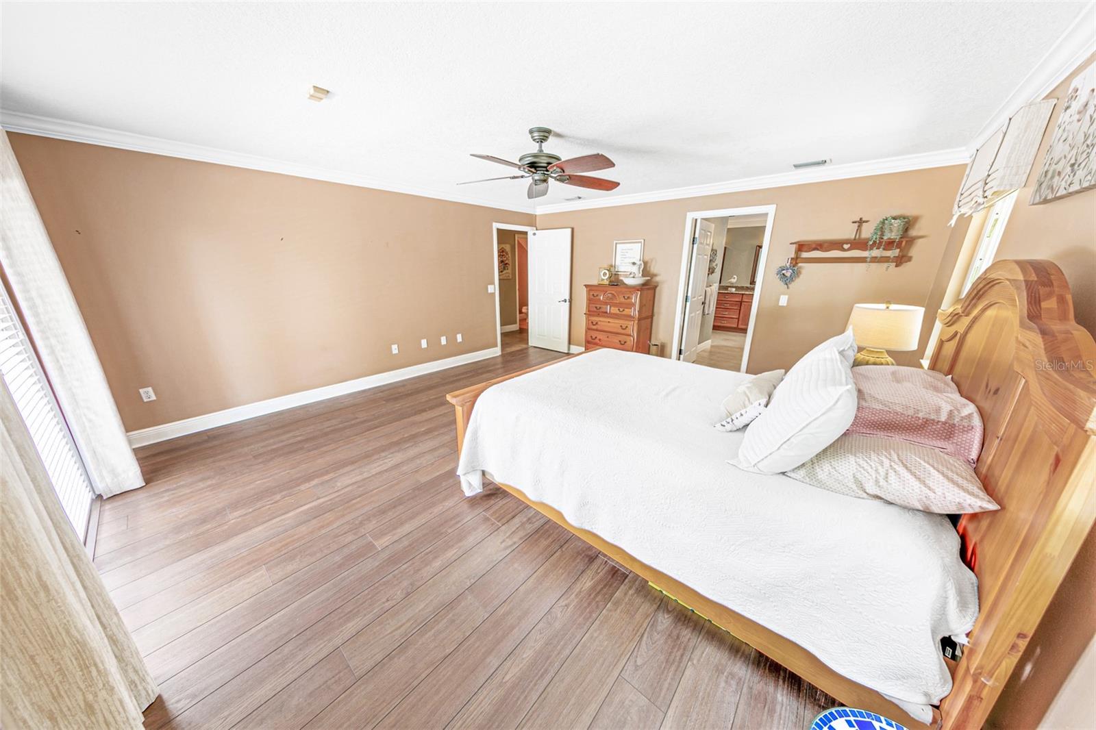 50 TINA MARIA CIR
