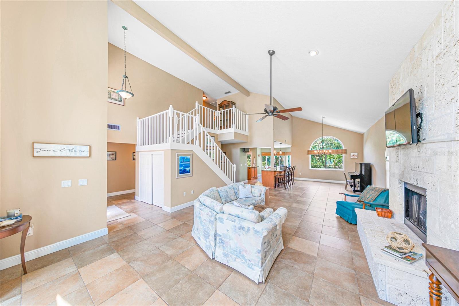 50 TINA MARIA CIR