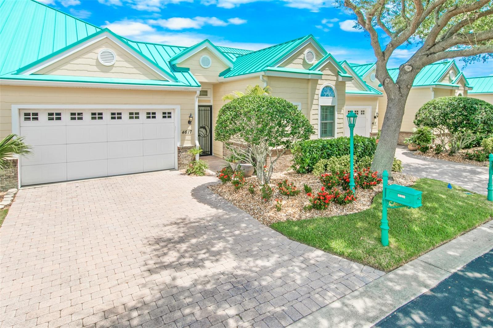 4617 OAK HAMMOCK CT