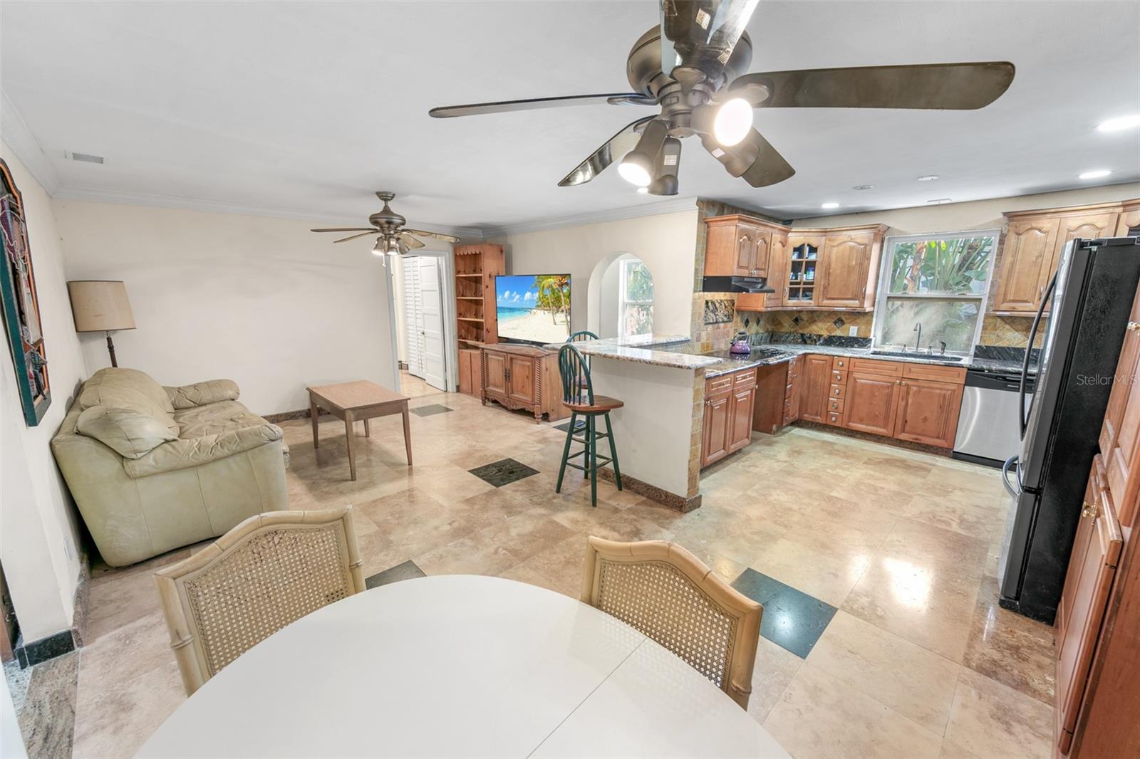 332 FLETCHER AVE