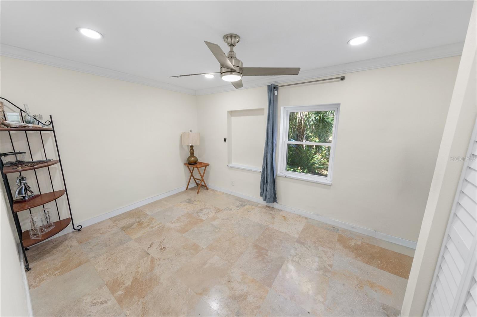 332 FLETCHER AVE