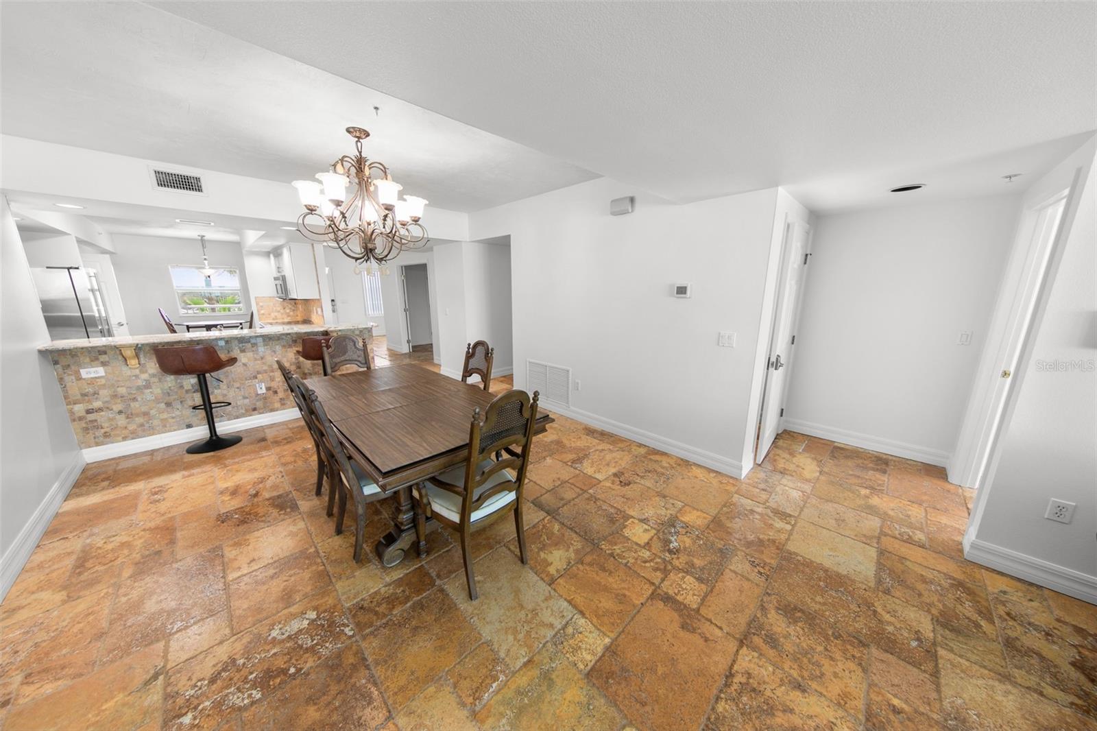 4767 S ATLANTIC AVE #402