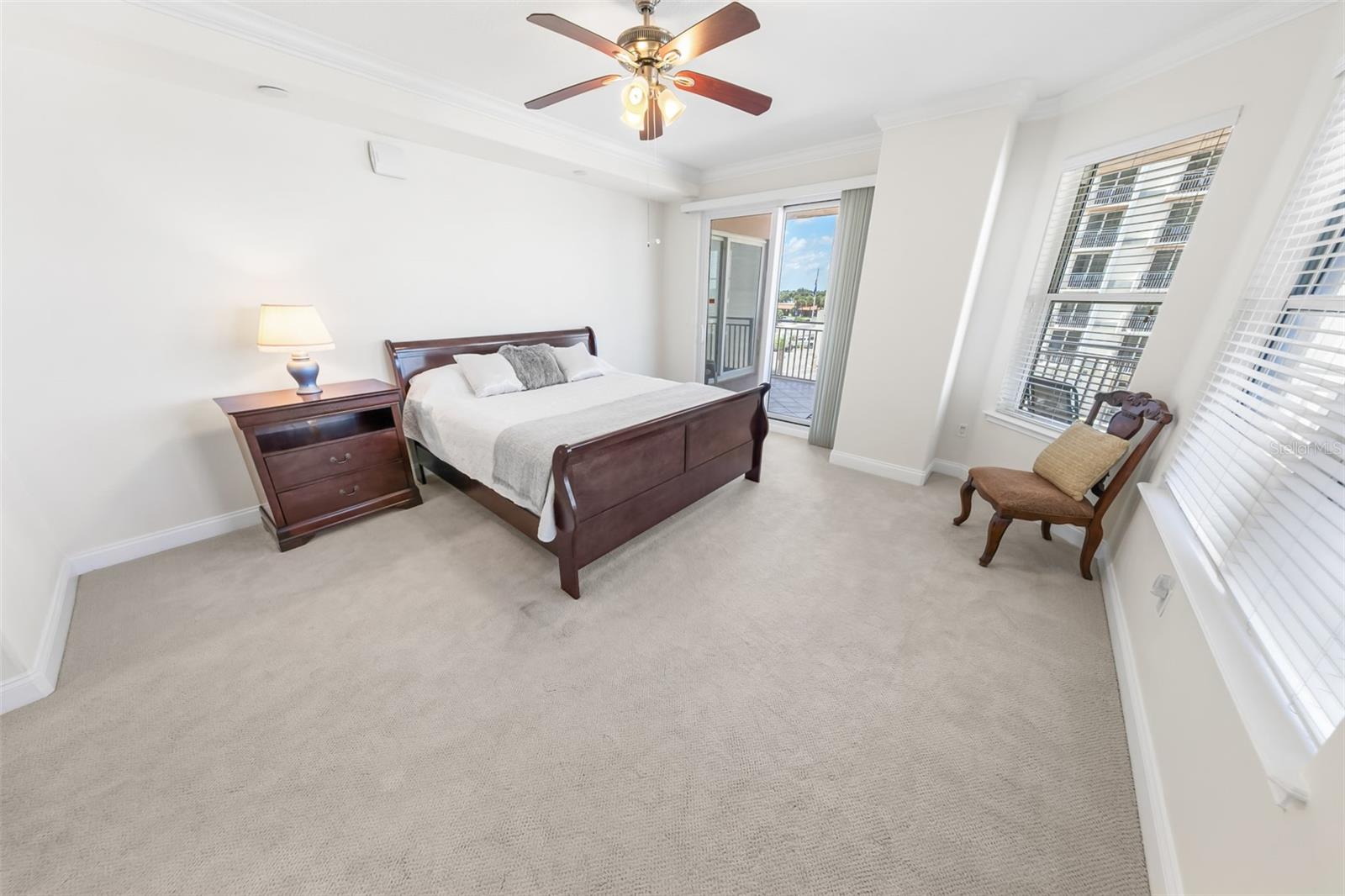 2515 S ATLANTIC AVE #301