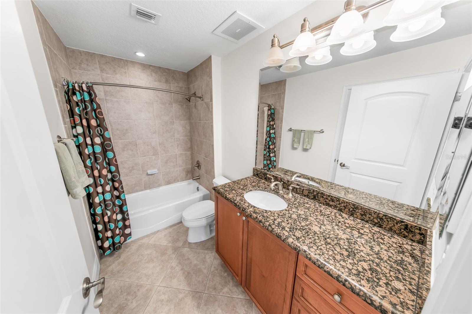 2515 S ATLANTIC AVE #301