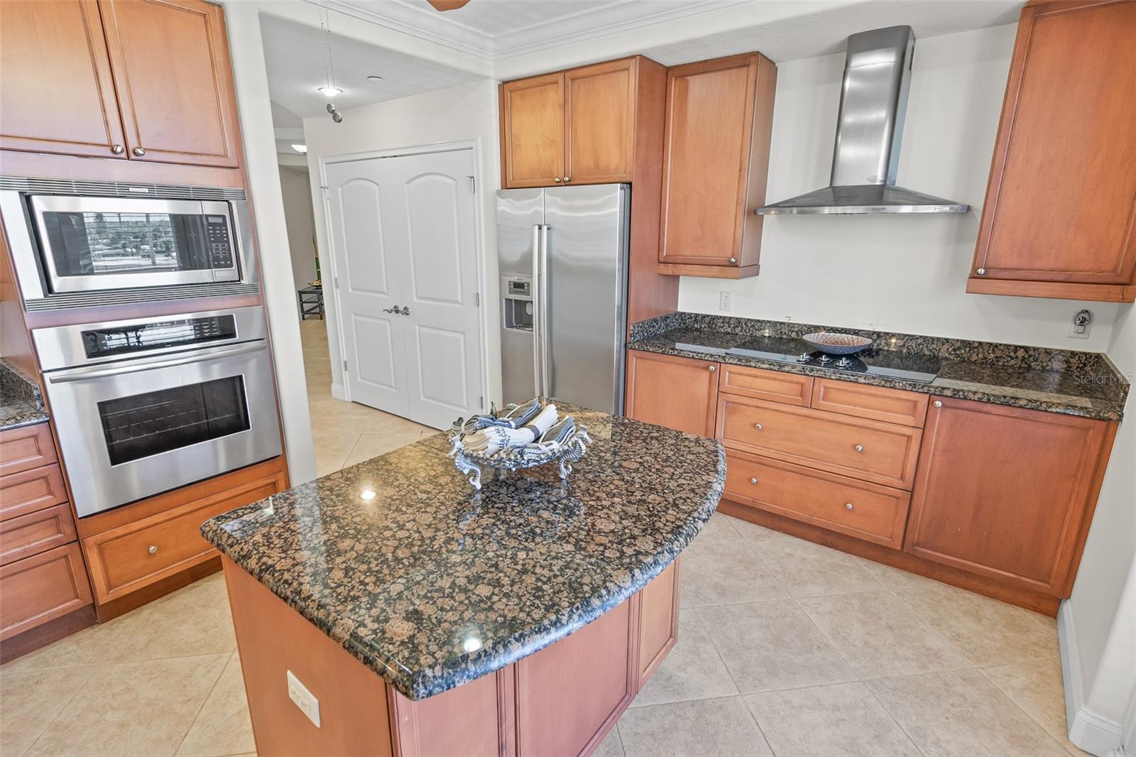 2515 S ATLANTIC AVE #301