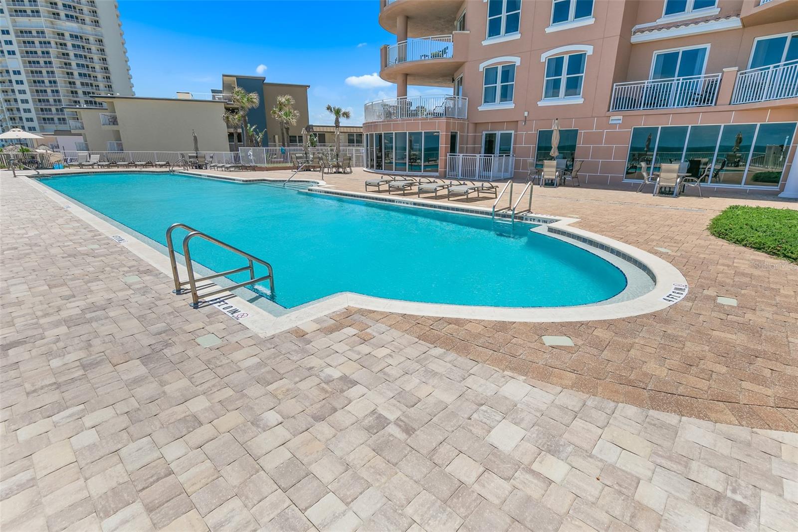 2515 S ATLANTIC AVE #301