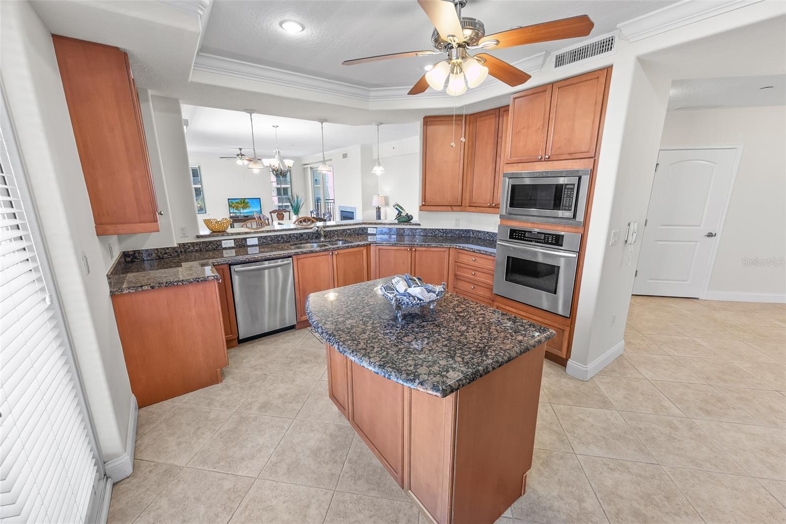 2515 S ATLANTIC AVE #301