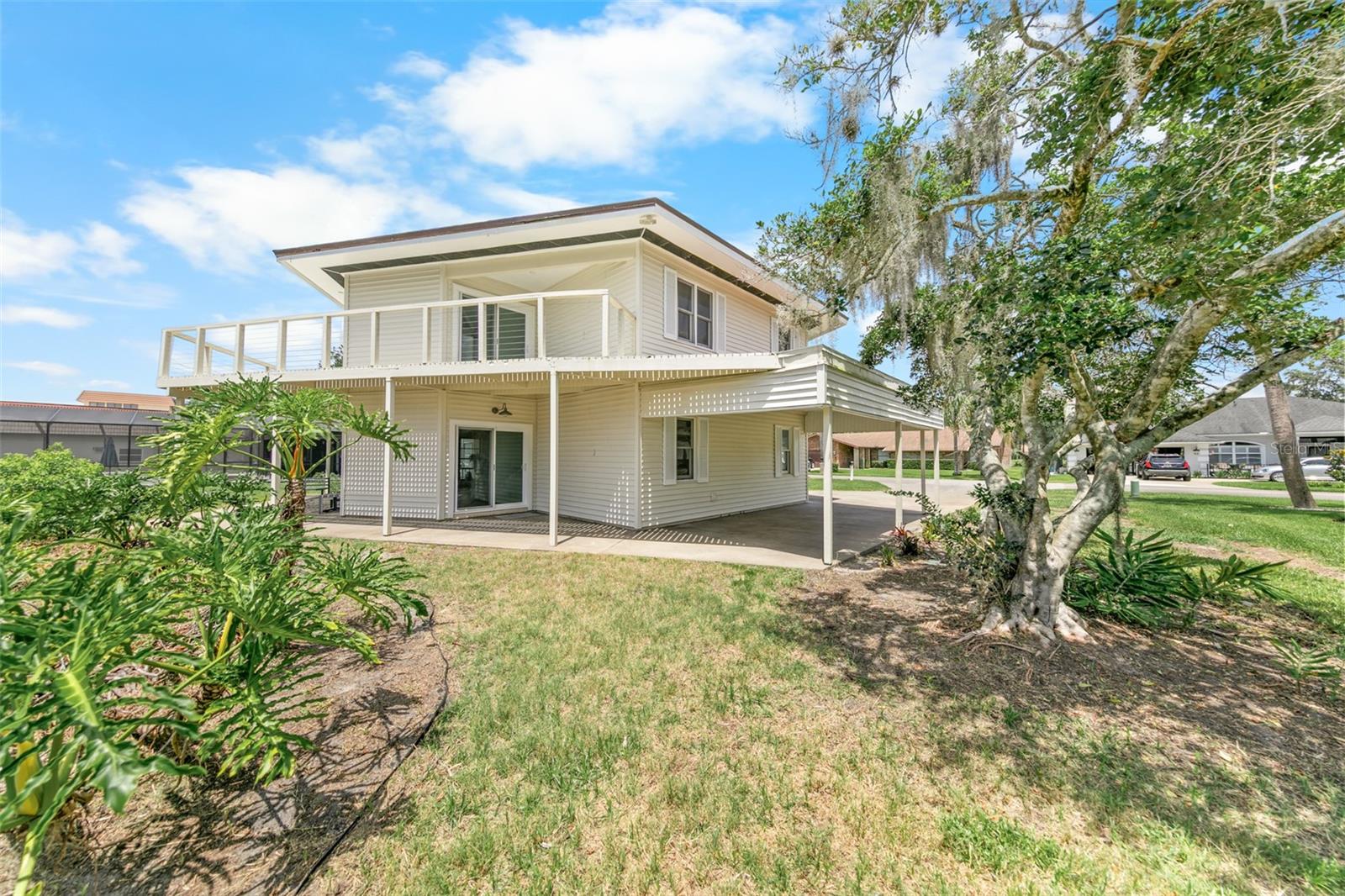 38 LAZY EIGHT DR