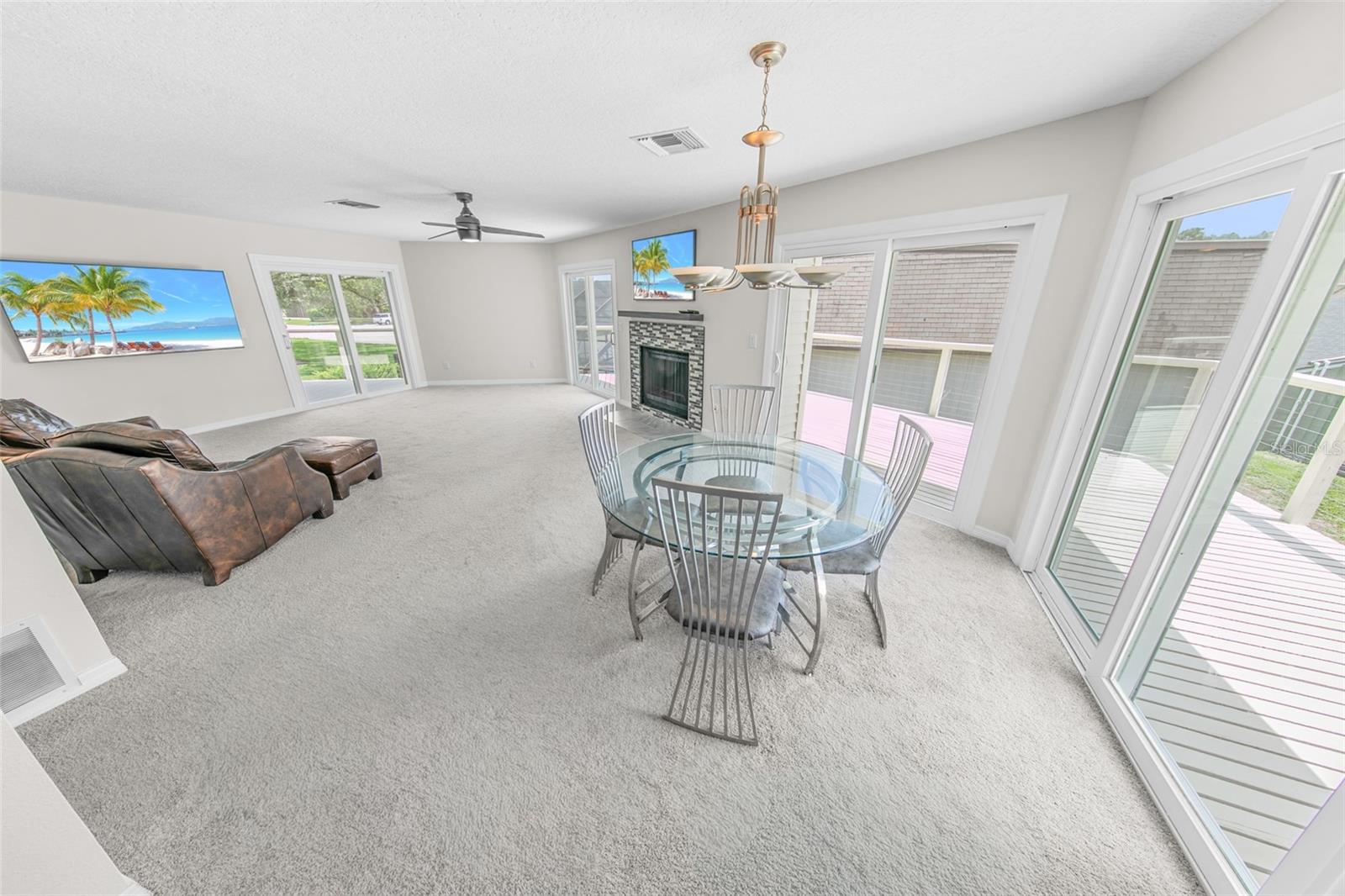 38 LAZY EIGHT DR