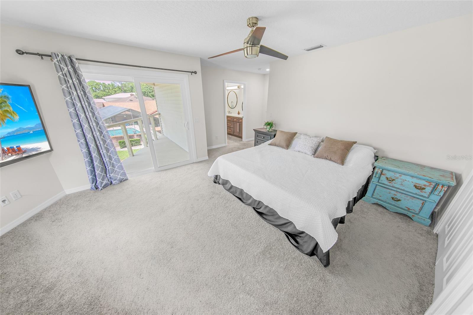 38 LAZY EIGHT DR