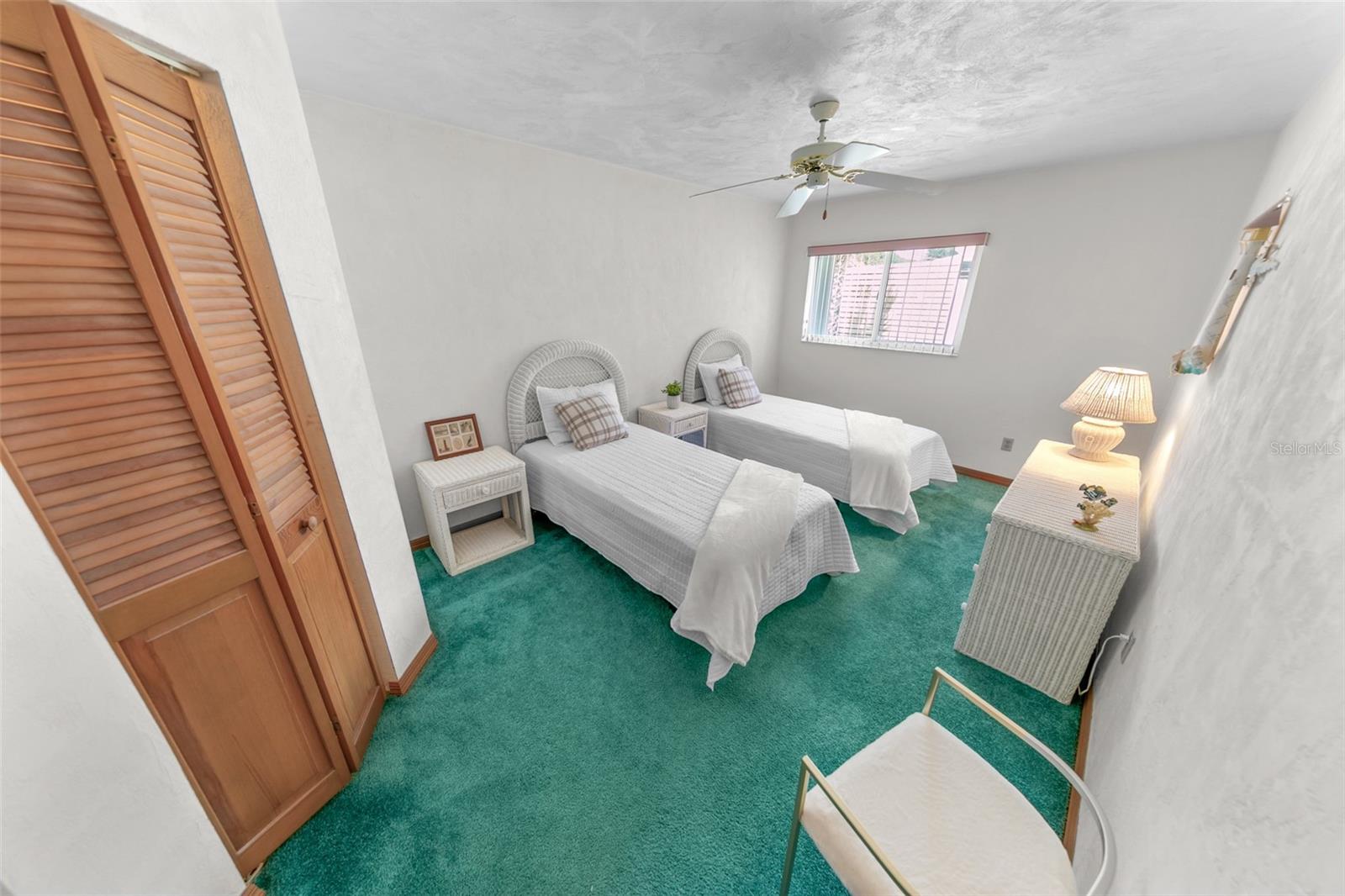 4715 S PENINSULA DR