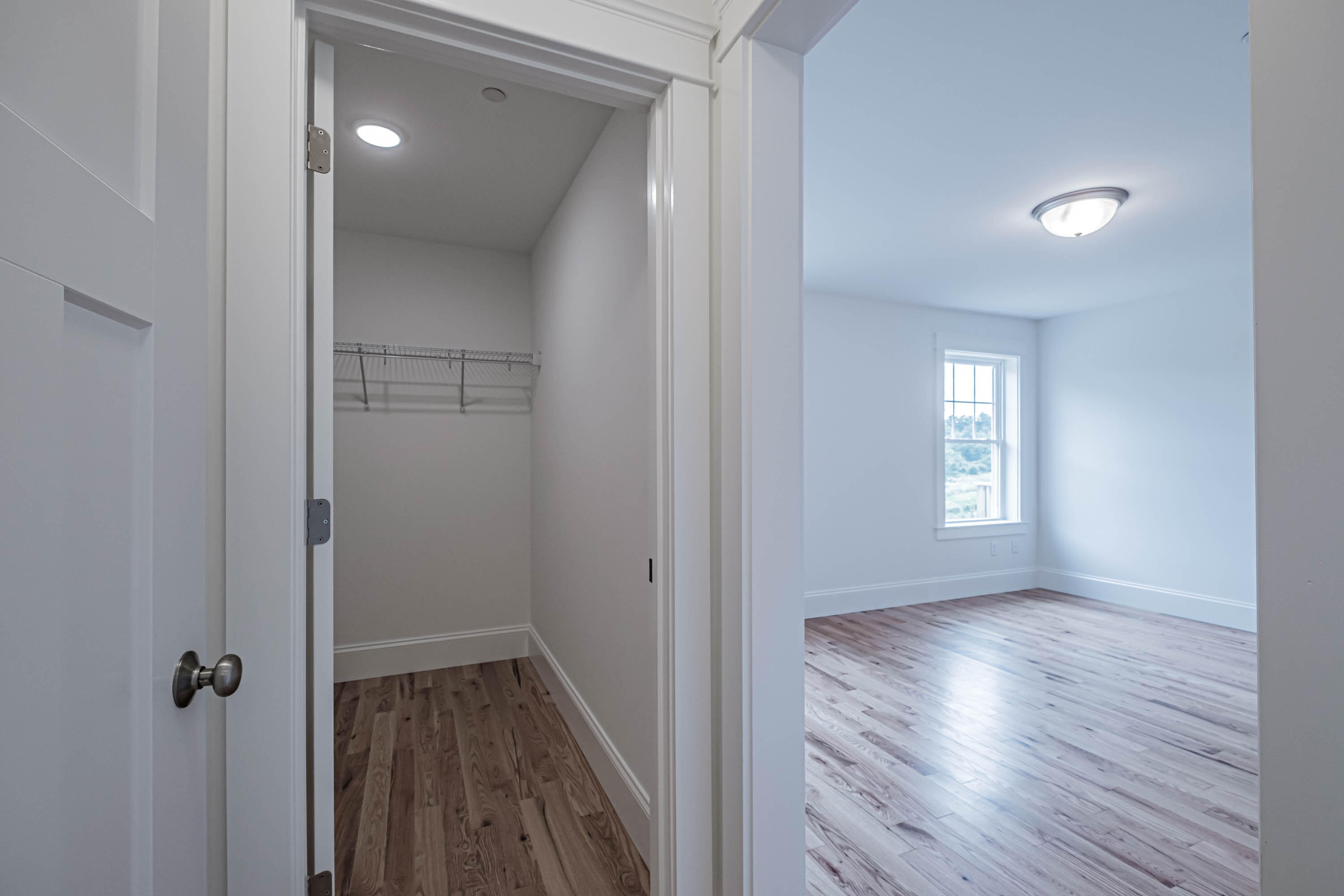 125 Falcon Crest Drive, 3