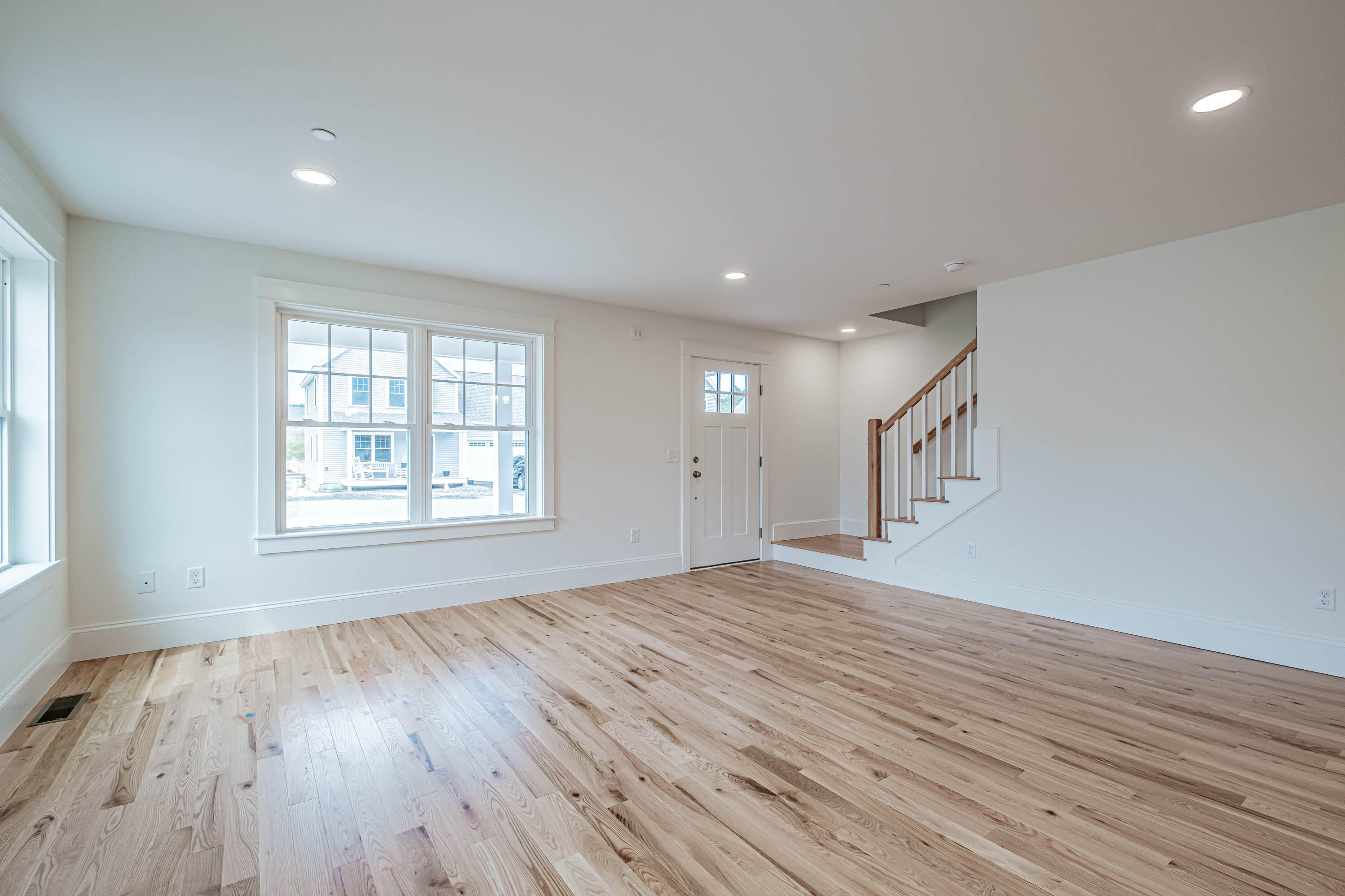 125 Falcon Crest Drive, 3