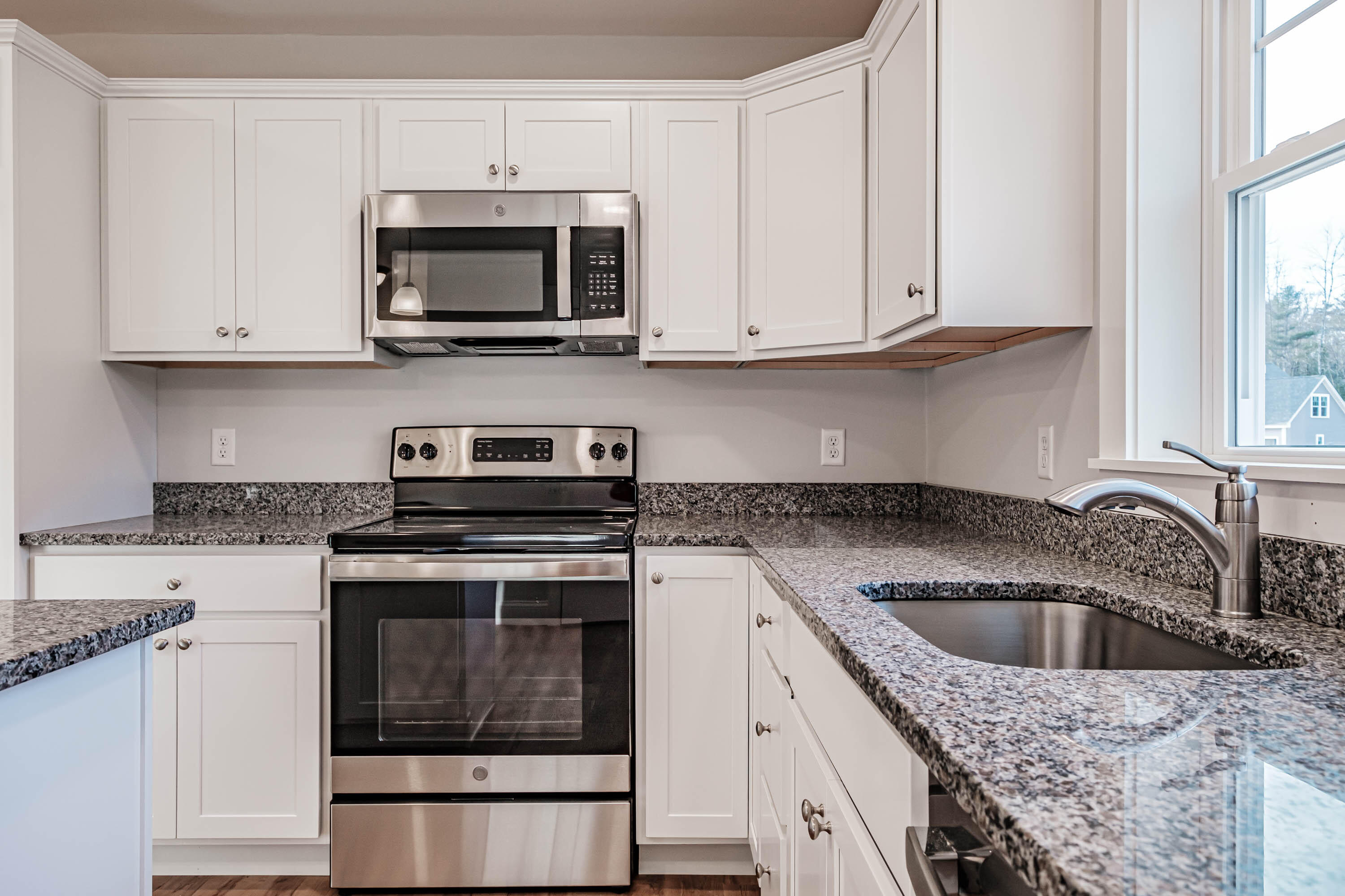 412 Independence Way, 17