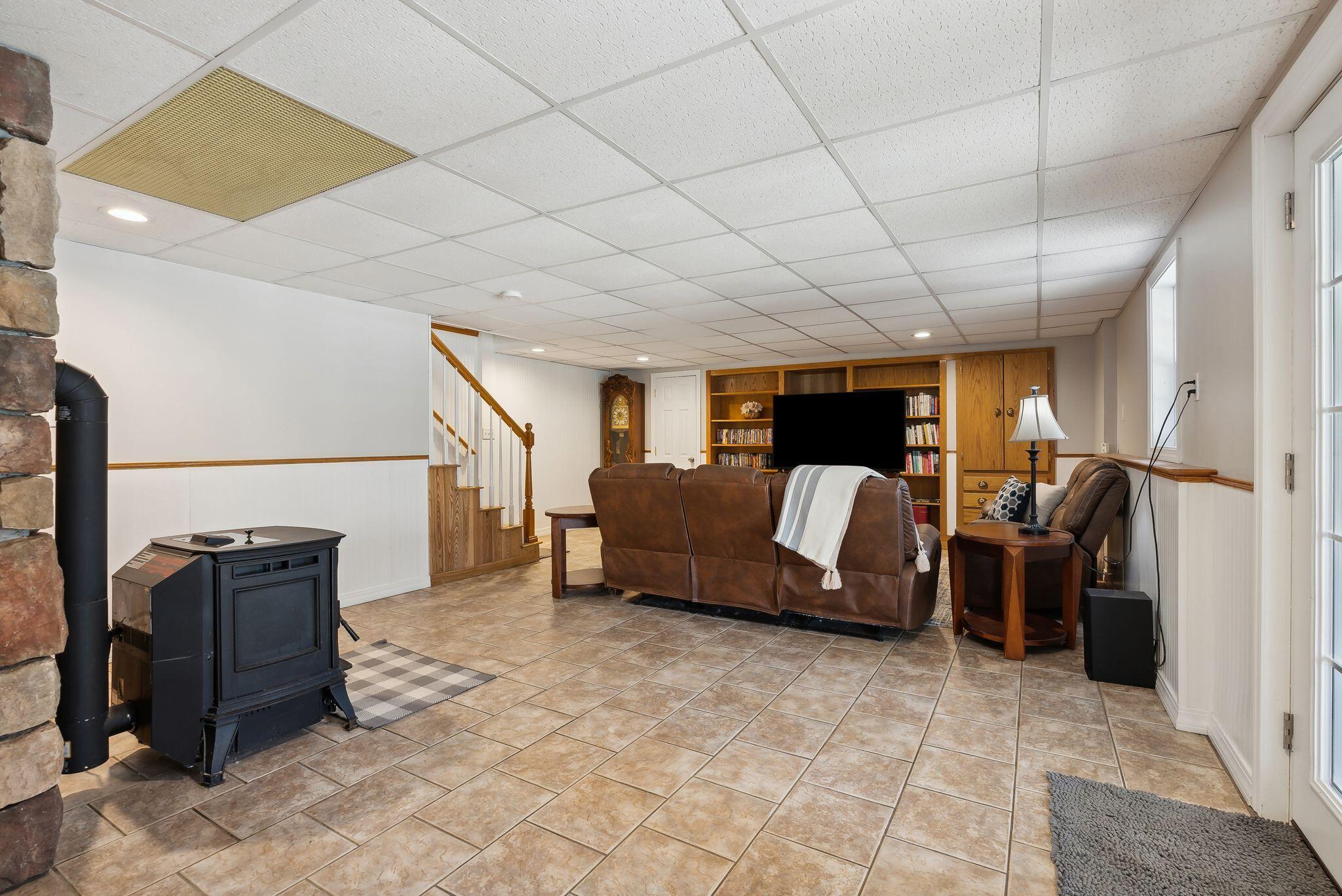 45 Fengler Road