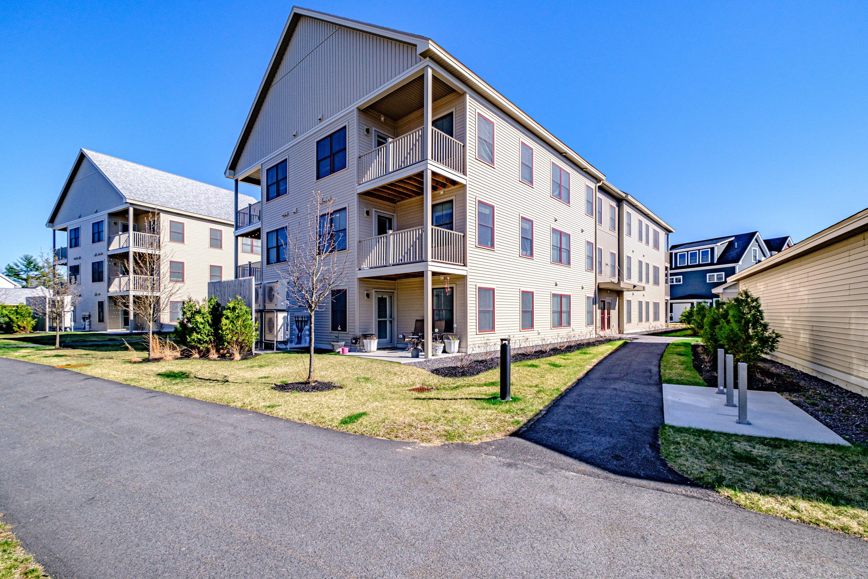 28 Pacer Way, 207