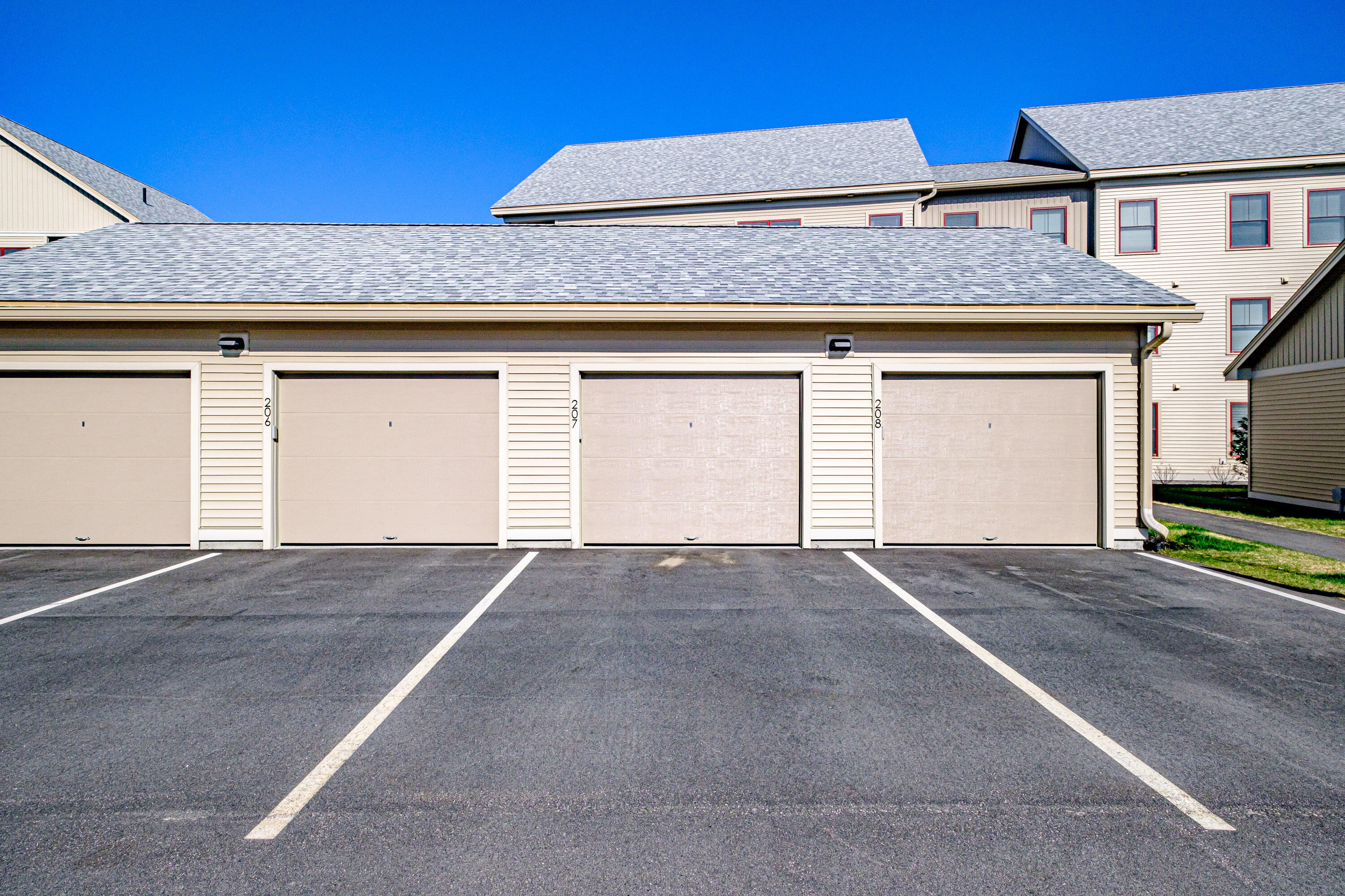 28 Pacer Way, 207
