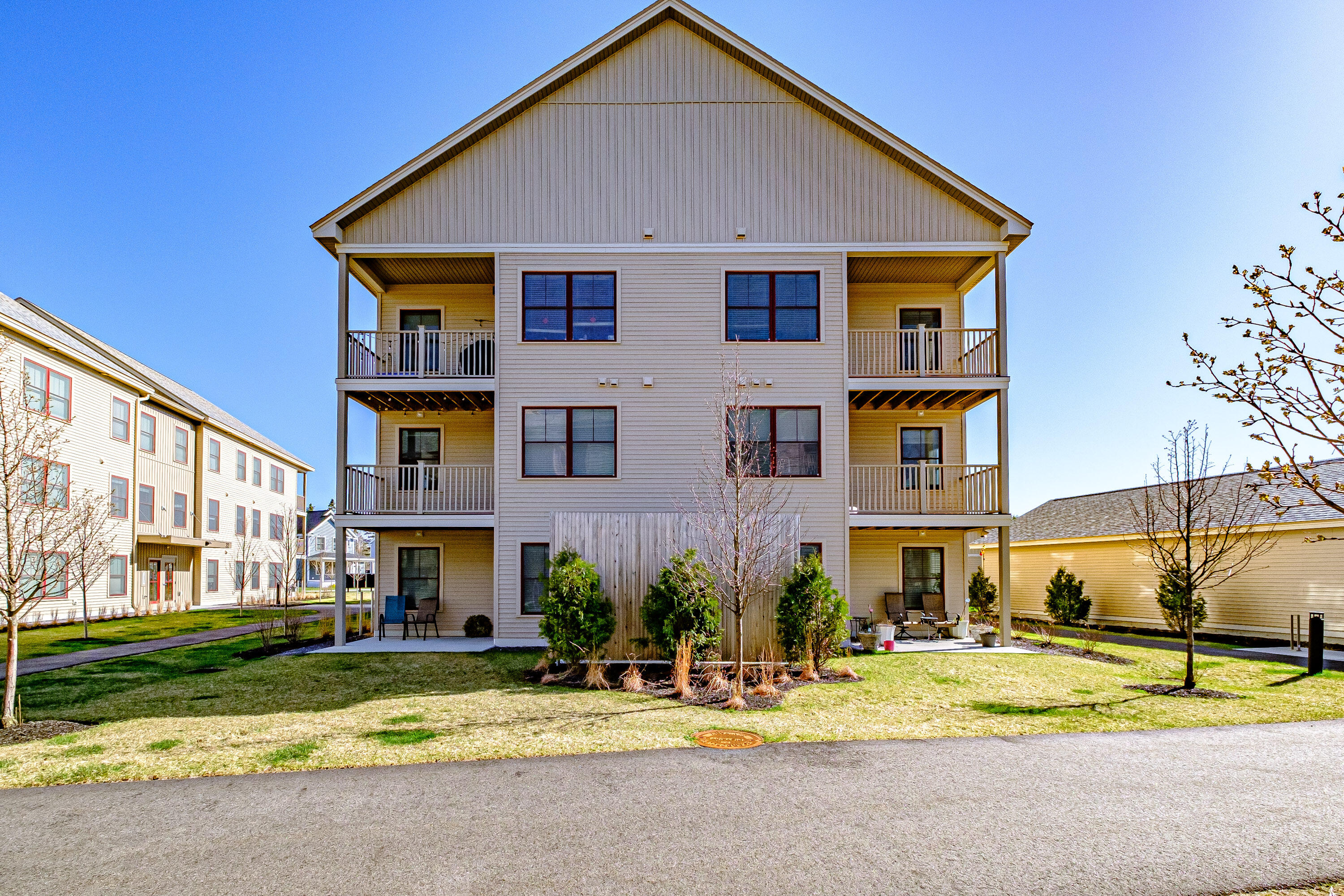 28 Pacer Way, 207