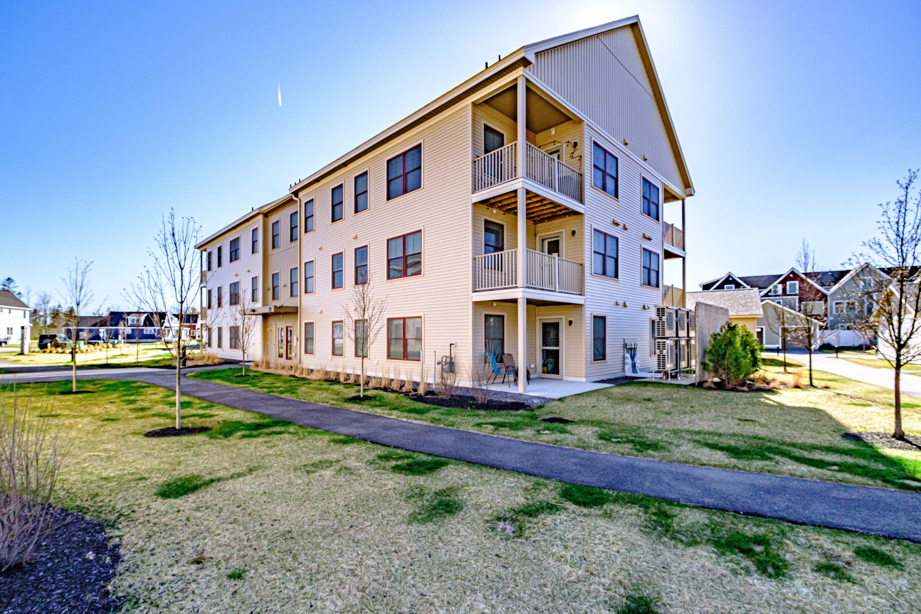 28 Pacer Way, 207