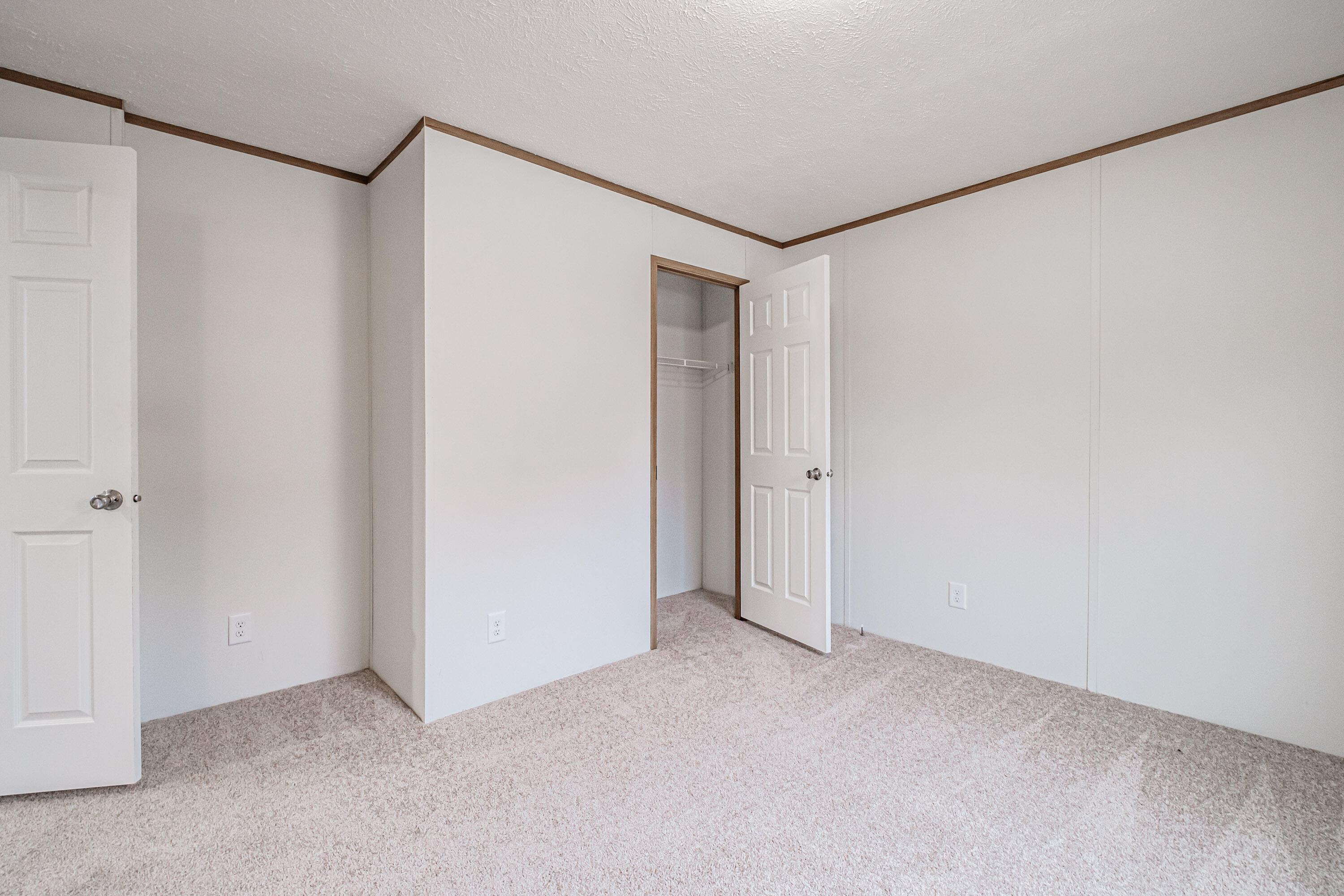 40 Lakewood Drive