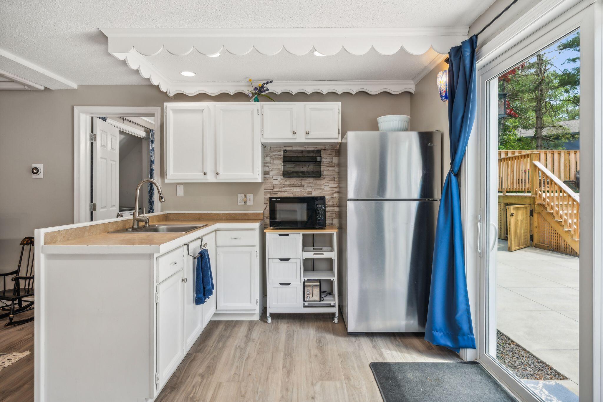 6 Woodside Drive