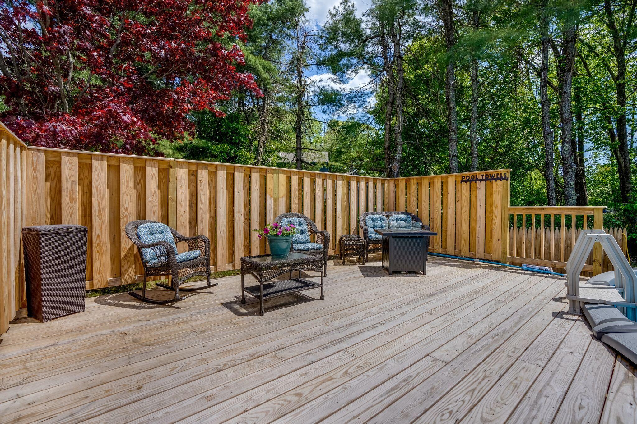 6 Woodside Drive