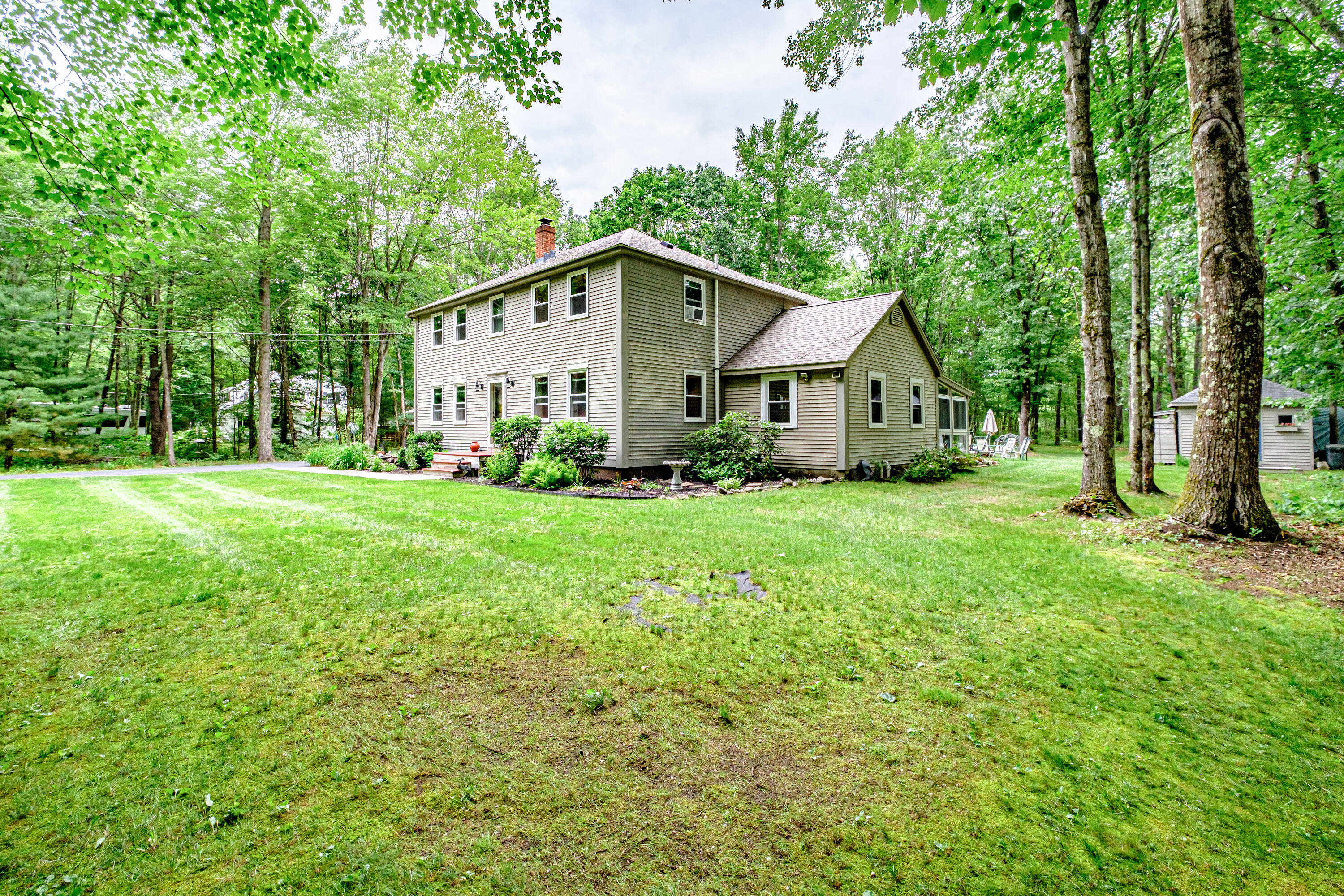 35 Middle Road