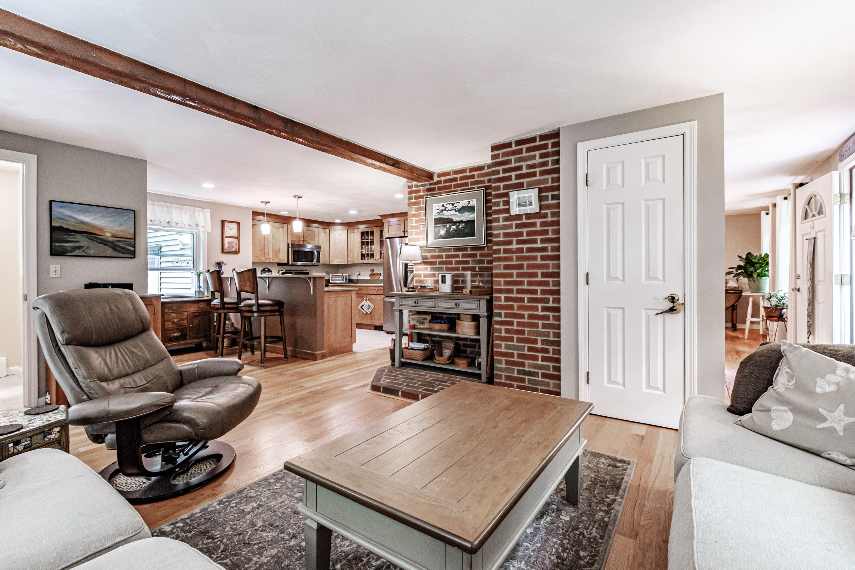 35 Middle Road