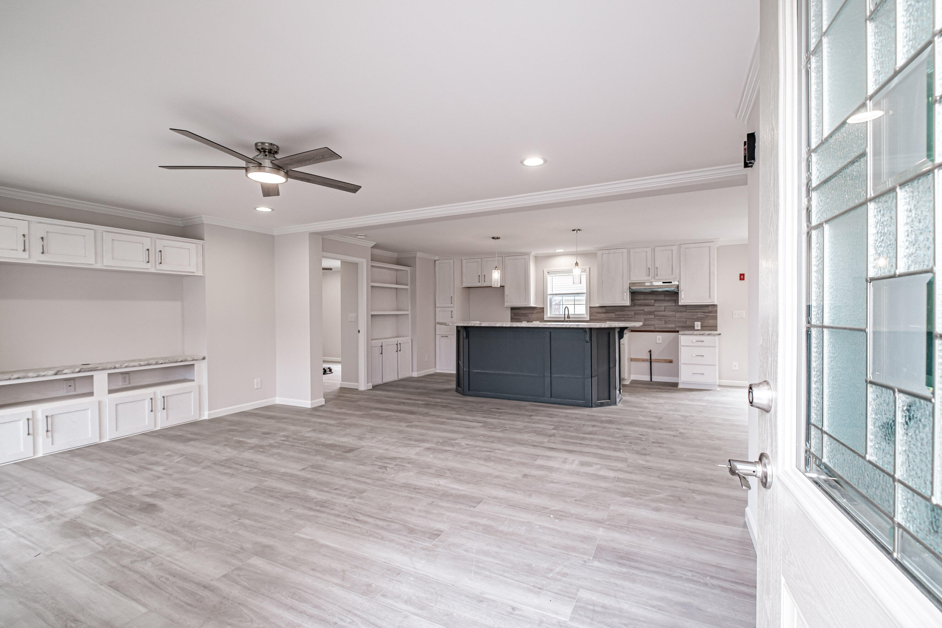 15 Colony Way