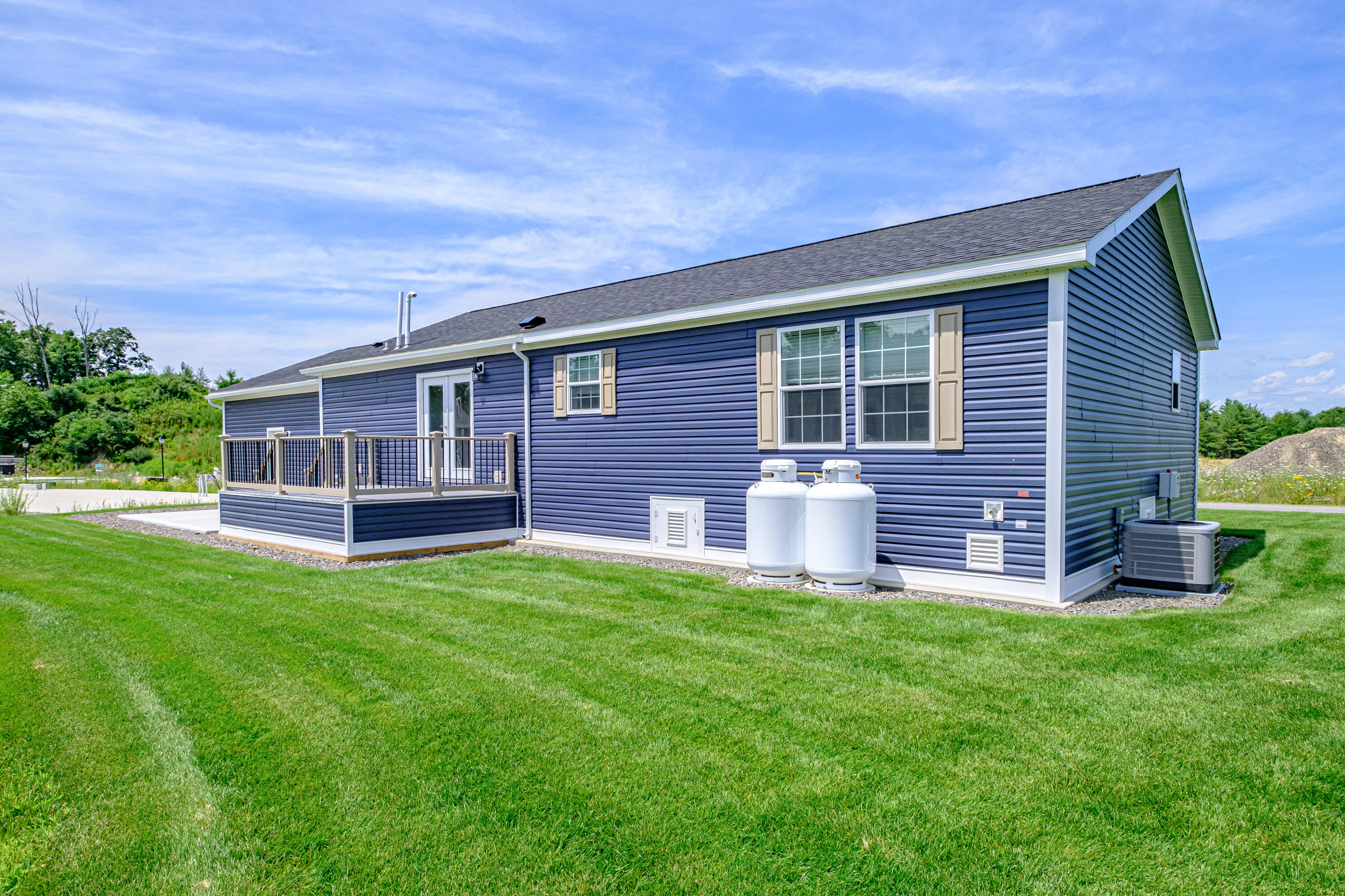 15 Colony Way