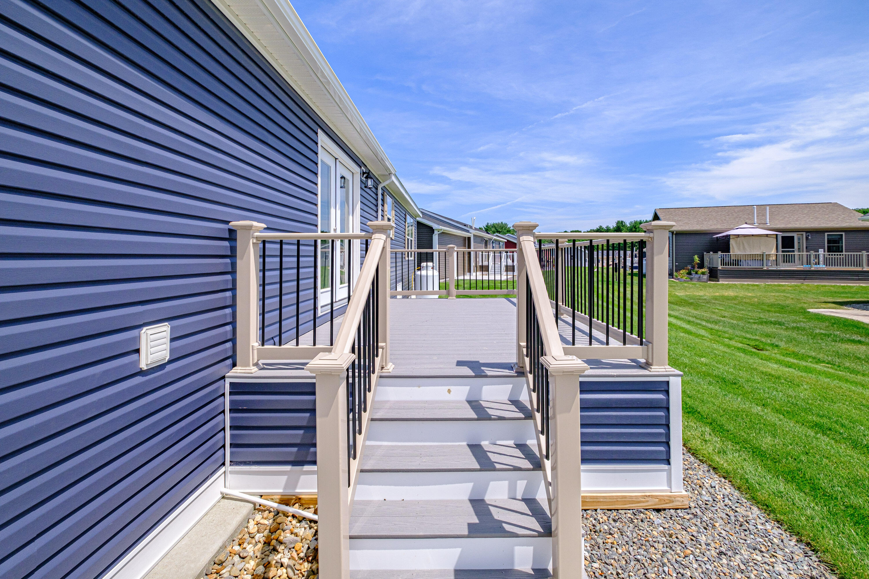 15 Colony Way