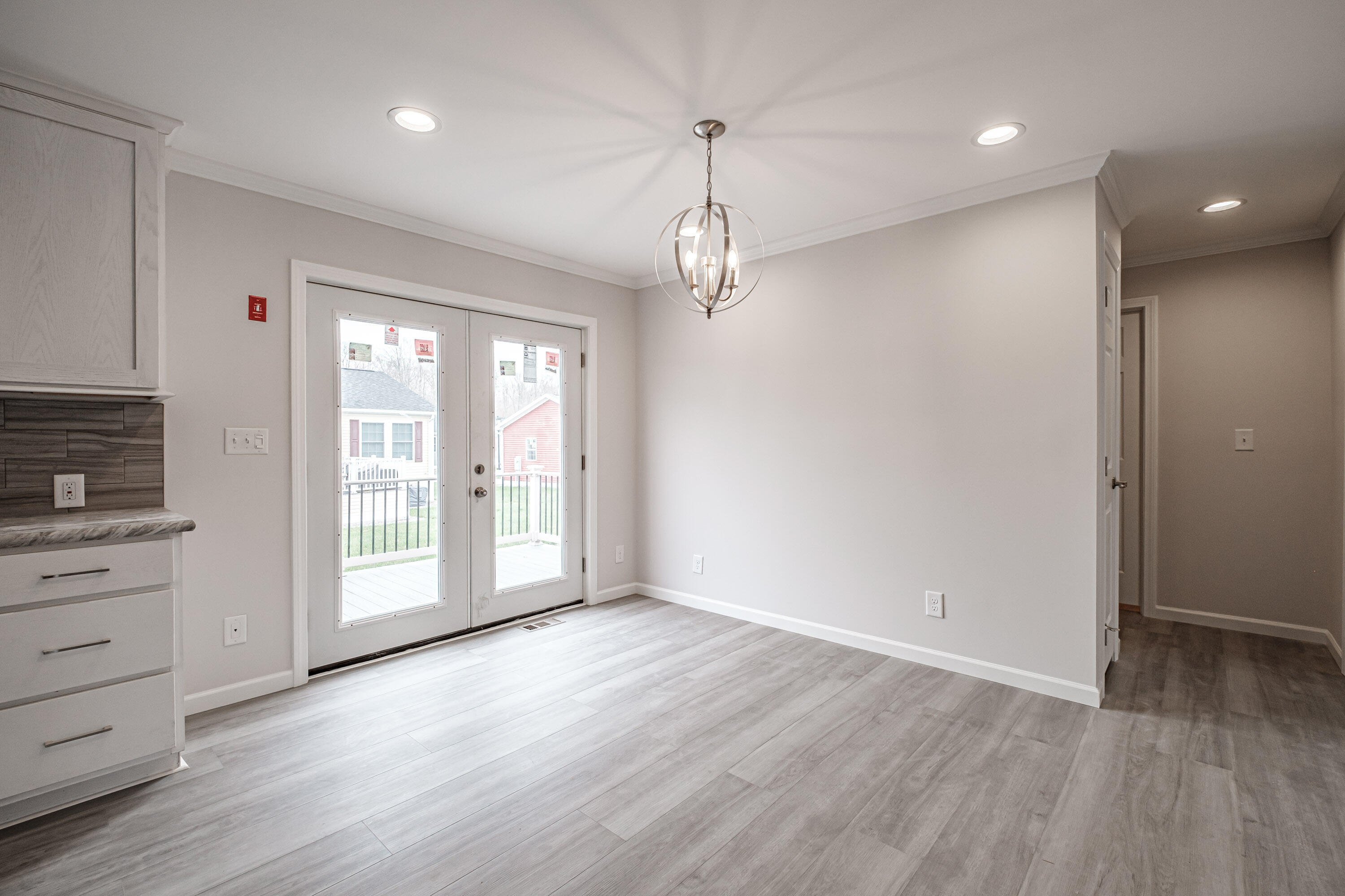 15 Colony Way