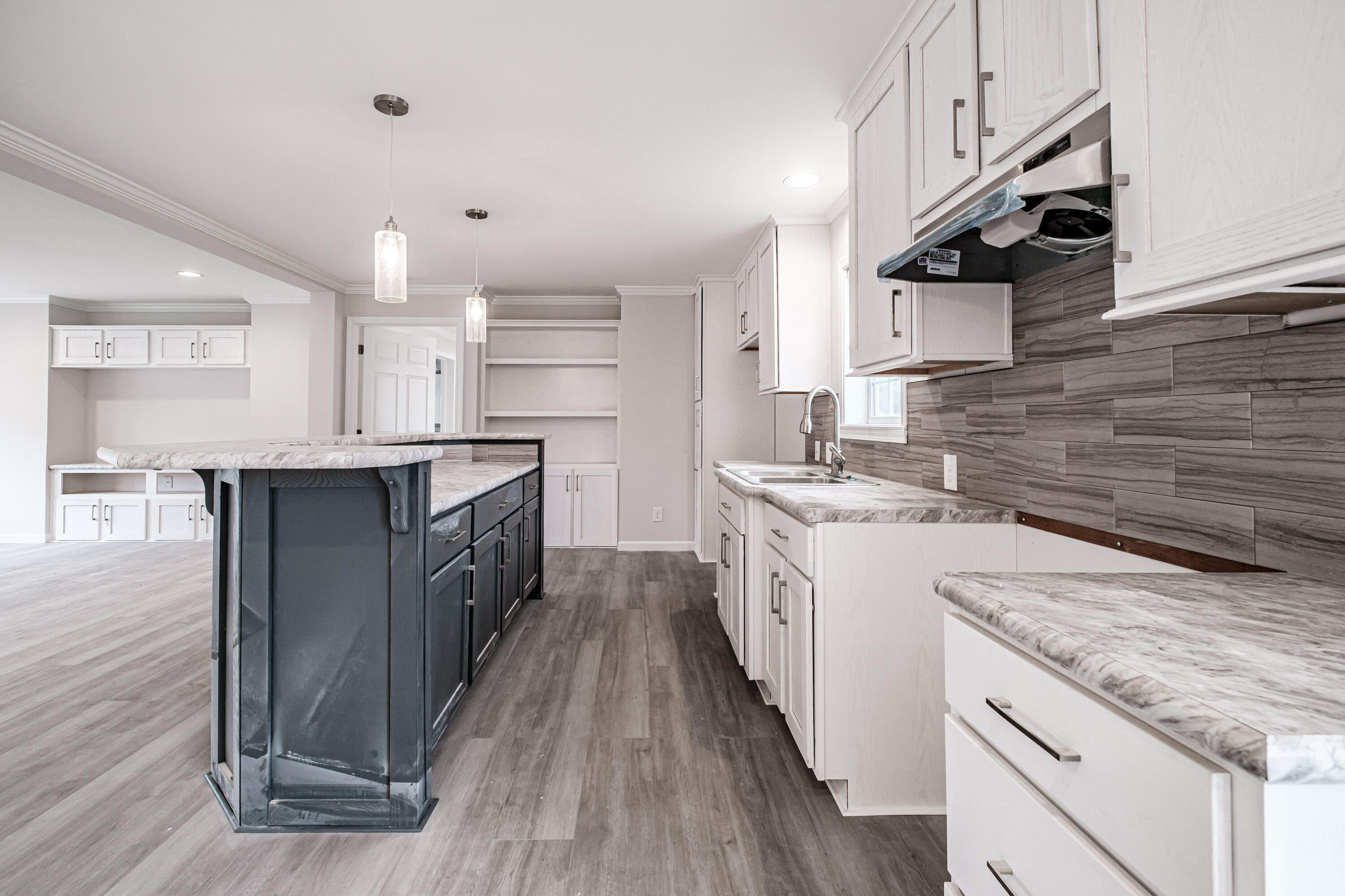 15 Colony Way