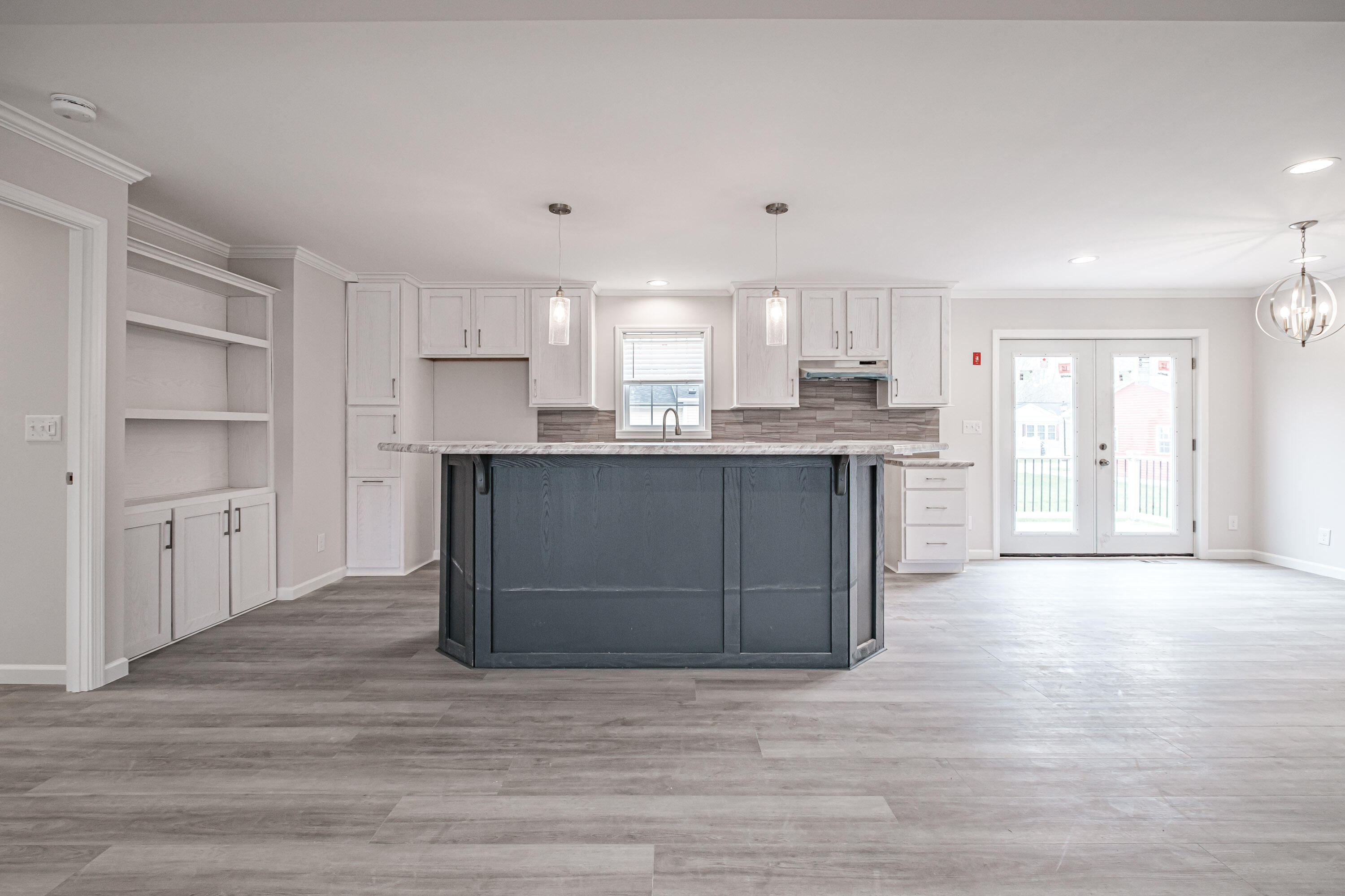 15 Colony Way