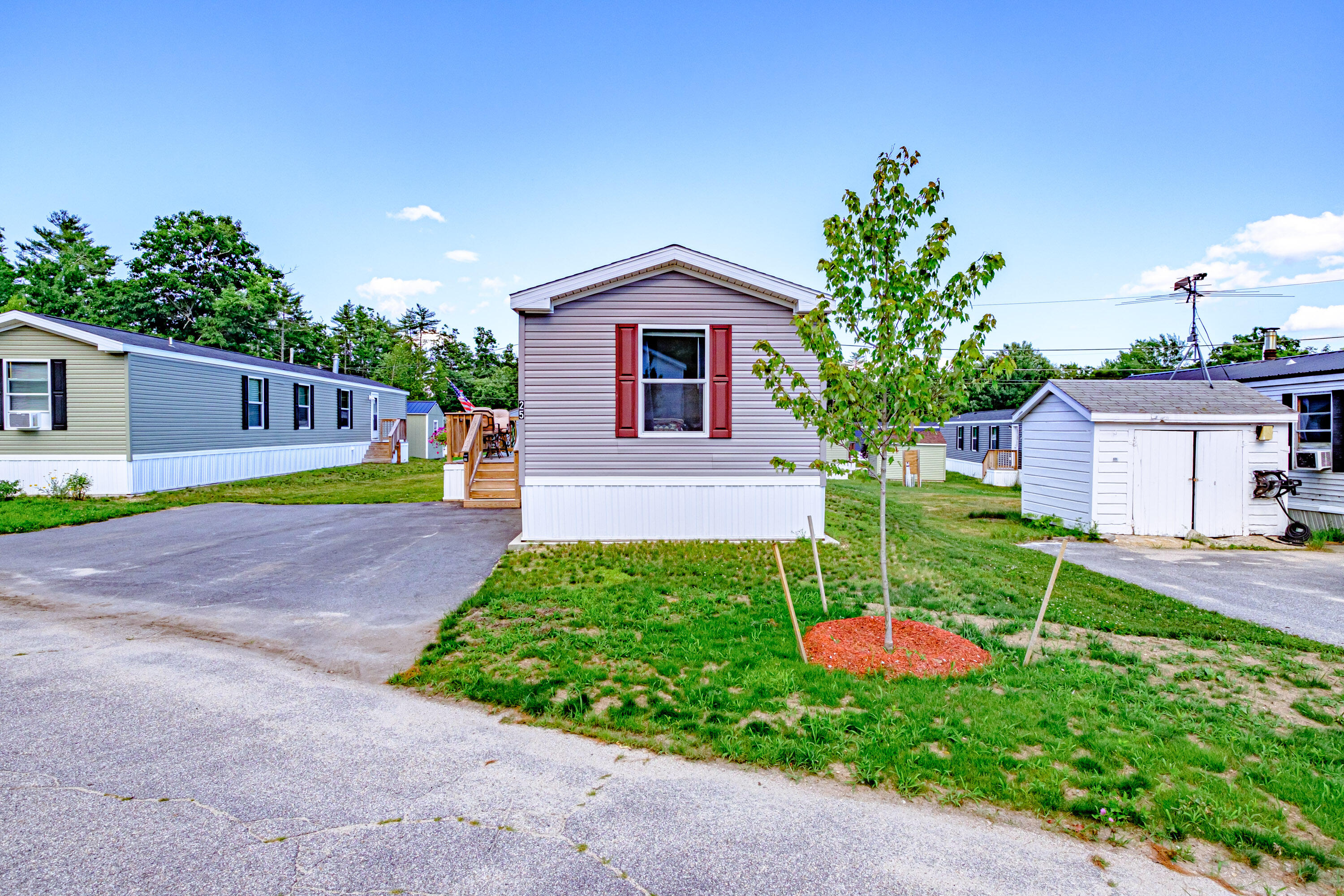 25 Maplewood Drive