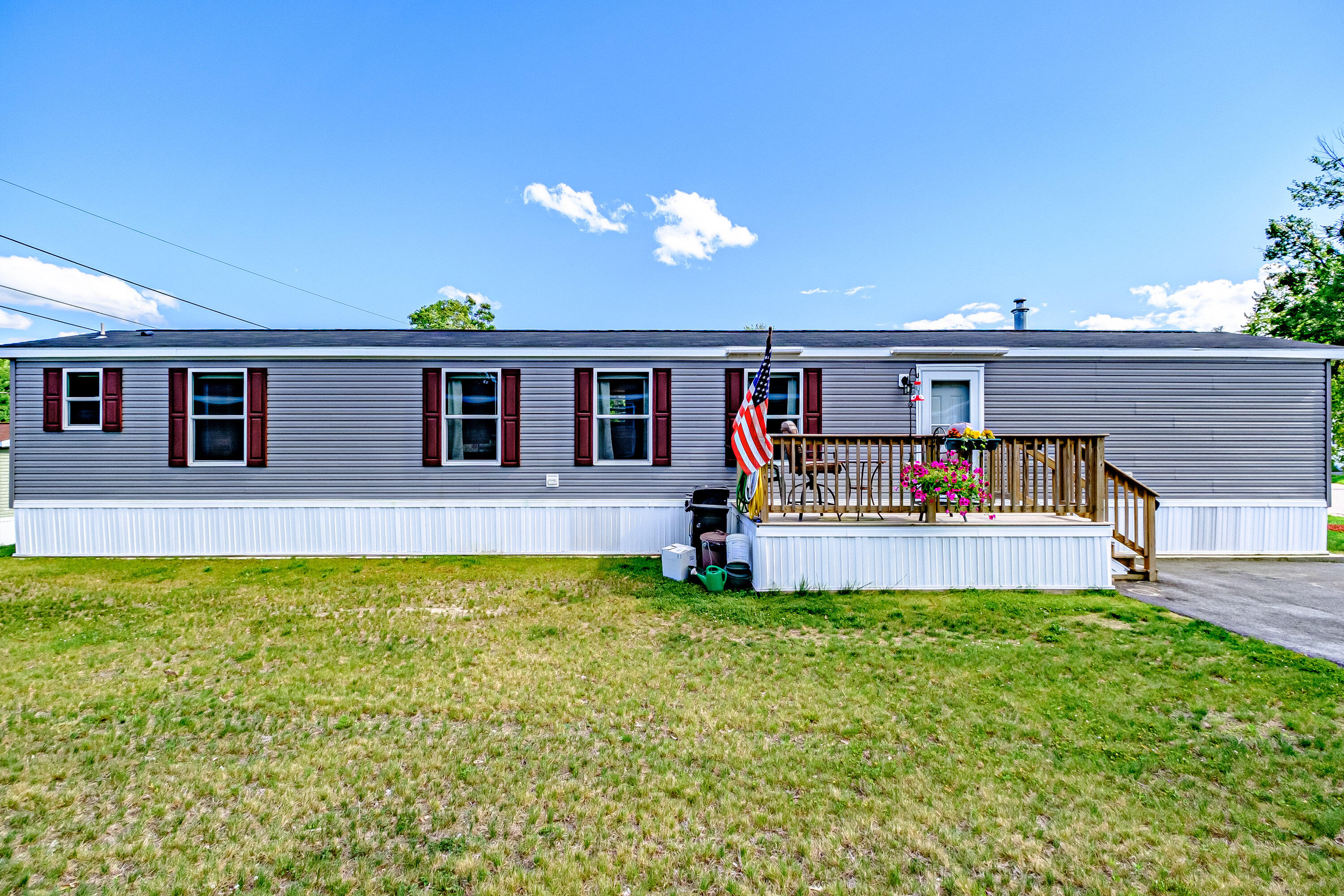 25 Maplewood Drive