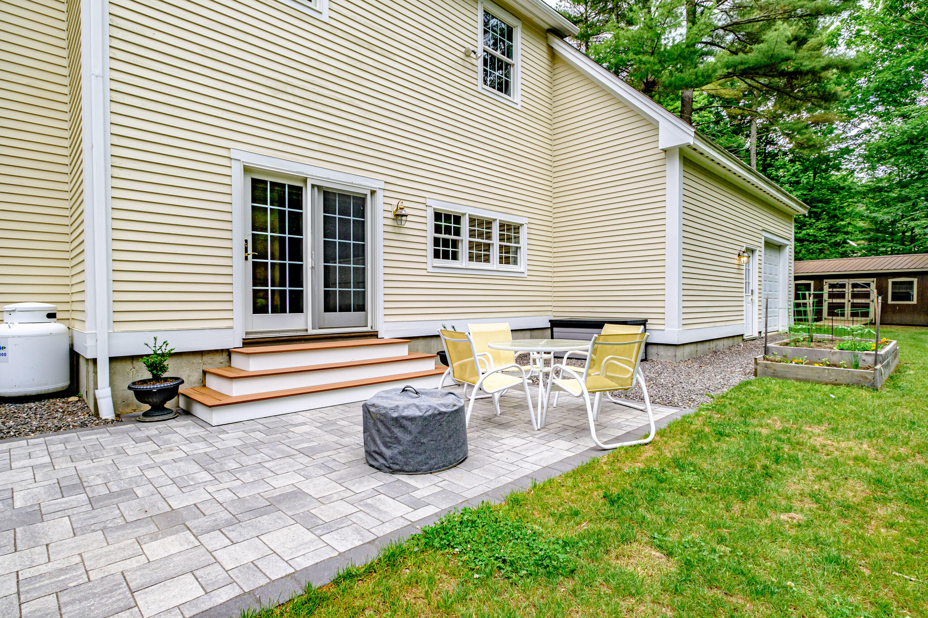 10 Fengler Road