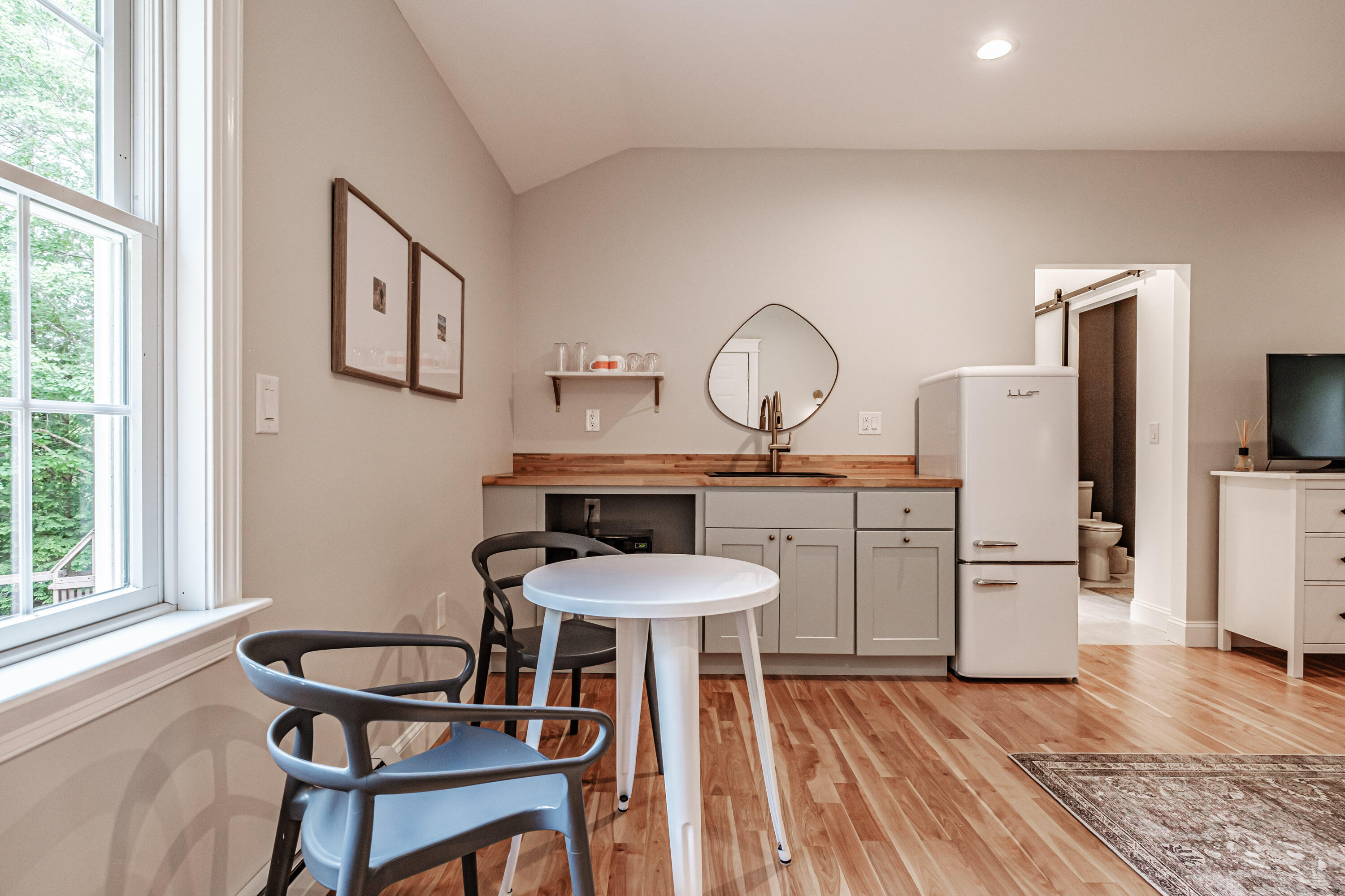 10 Fengler Road