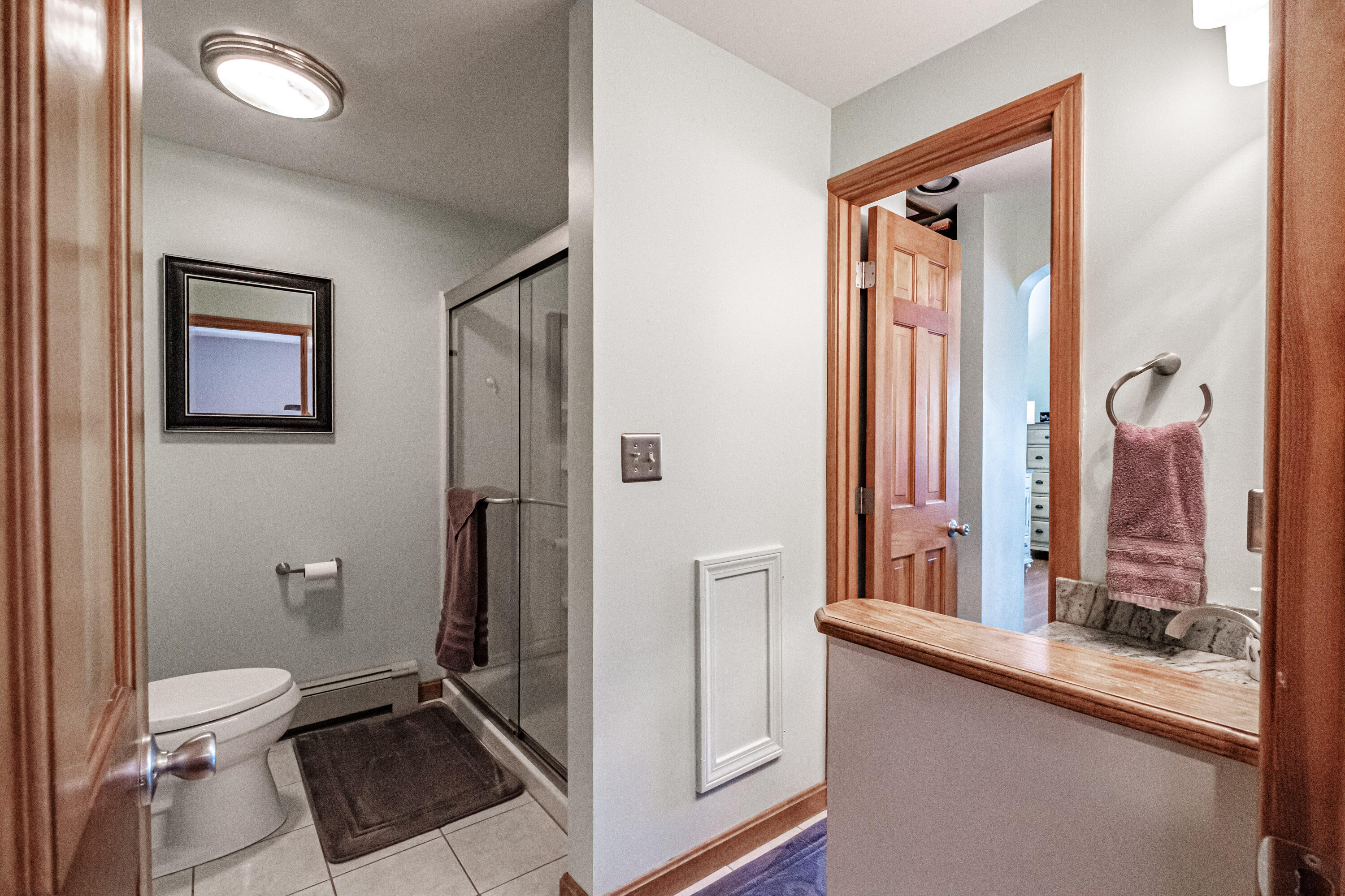 39 Meadowbrook Drive, 2