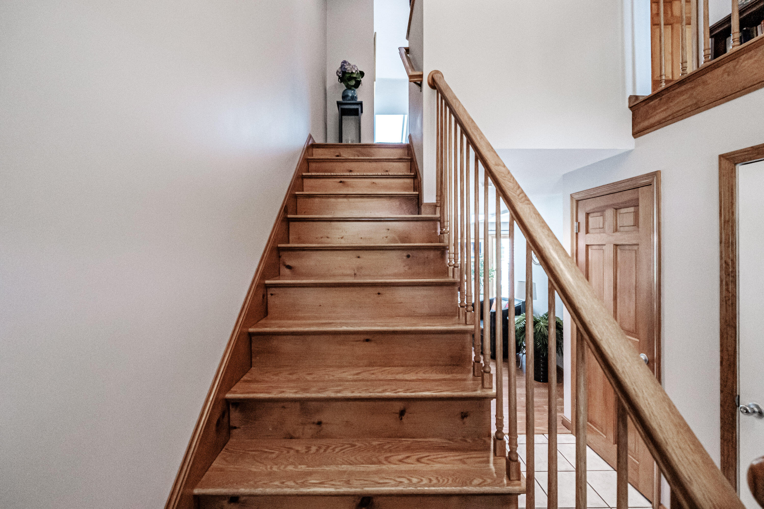 39 Meadowbrook Drive, 2