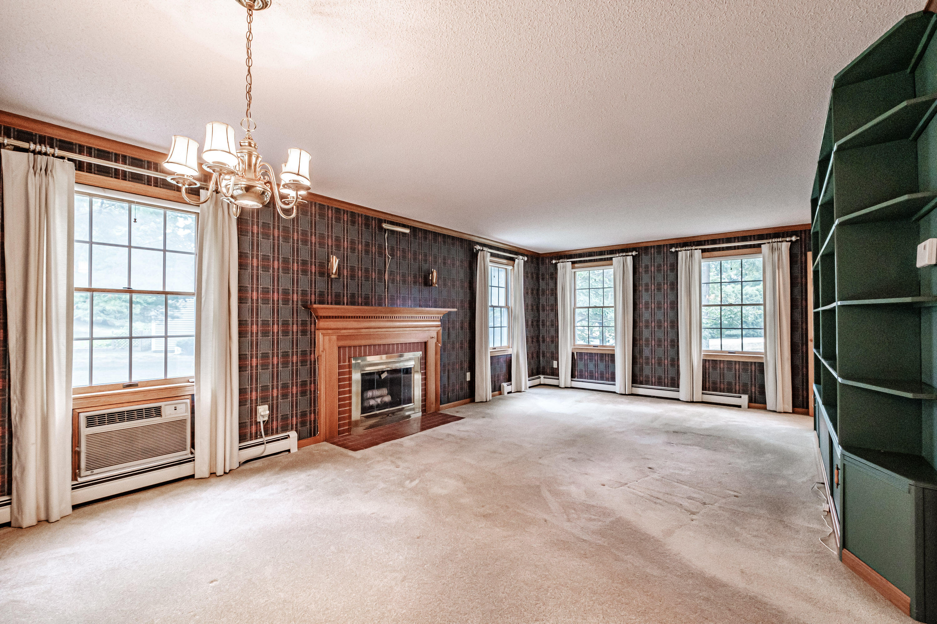 22 Horseshoe Drive
